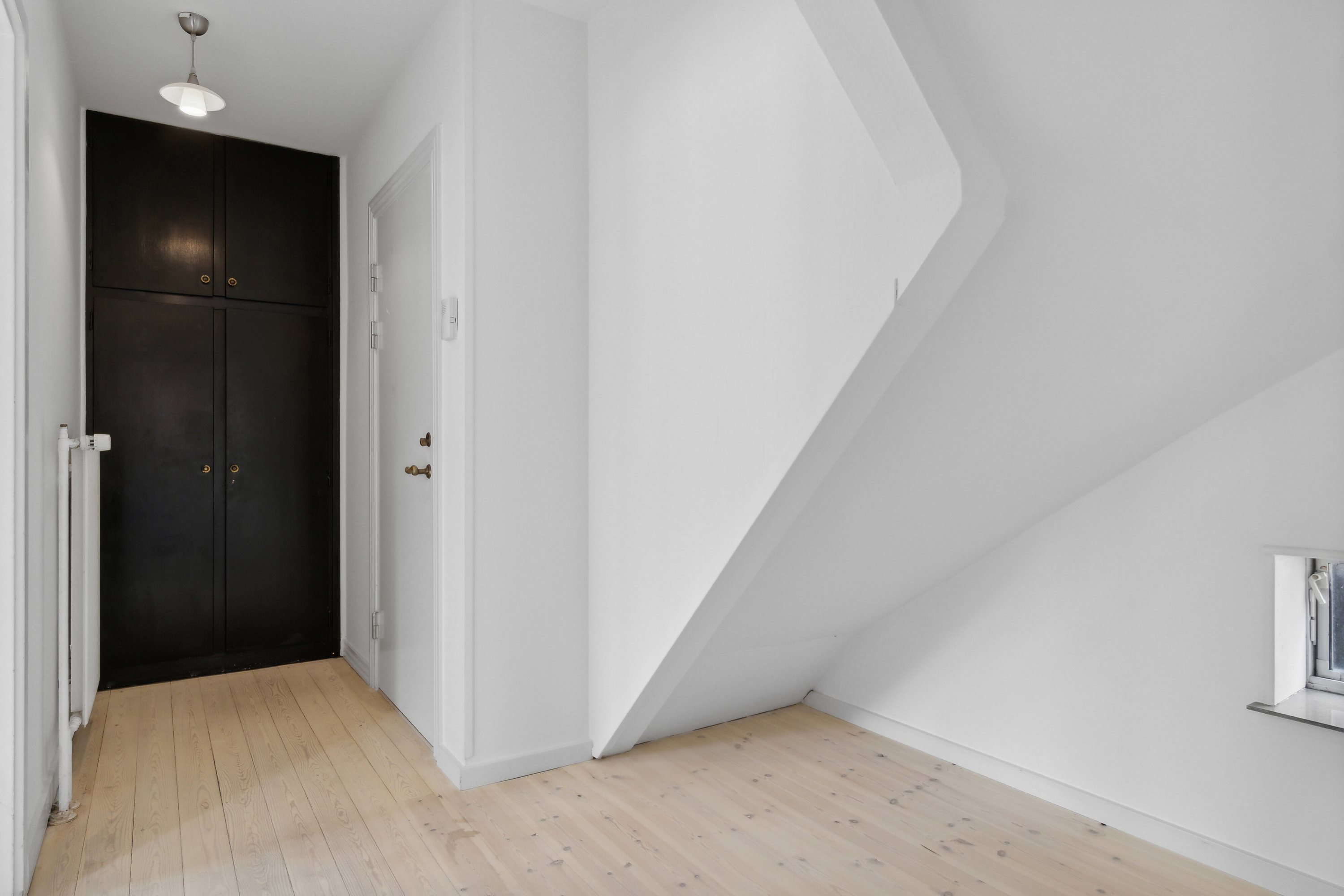 Fremhævet værelse billede i fuldskærmstilstand. Billede af Egensevej 44A, 5700 Svendborg