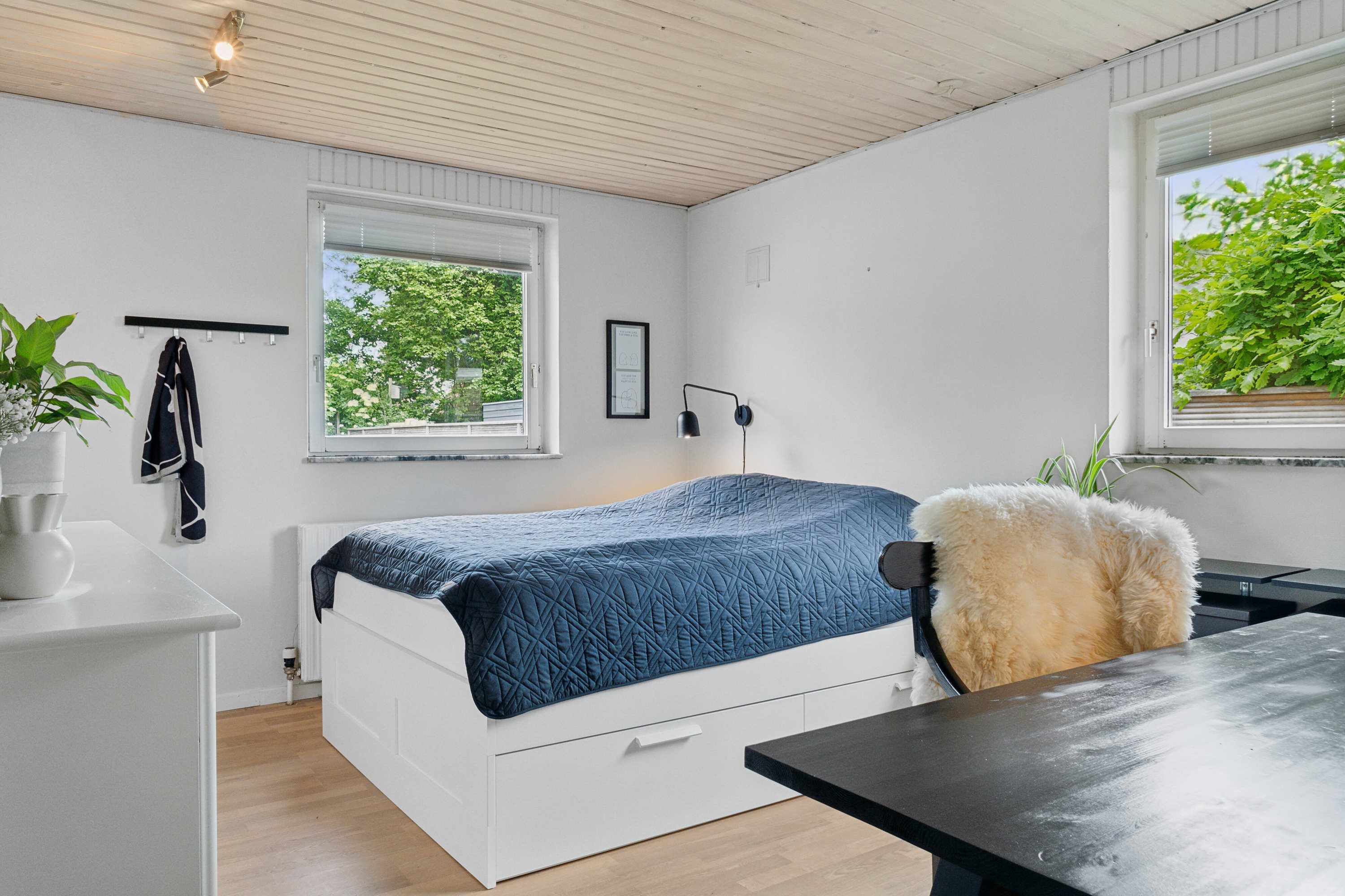 Fremhævet soveværelse billede i fuldskærmstilstand. Billede af Odinsvej 28, Allerup, 4300 Holbæk