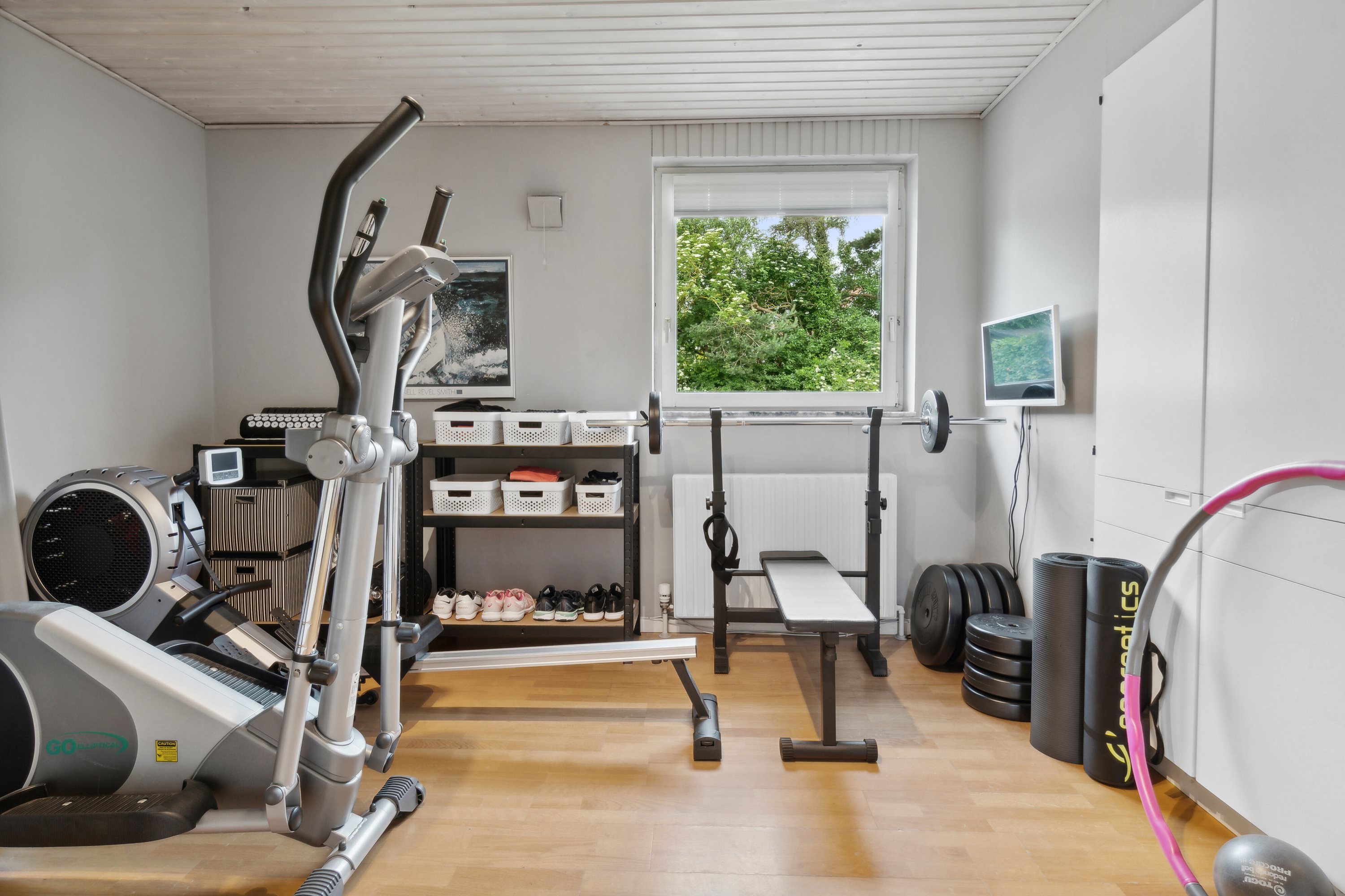 Fremhævet motionsrum billede i fuldskærmstilstand. Billede af Odinsvej 28, Allerup, 4300 Holbæk