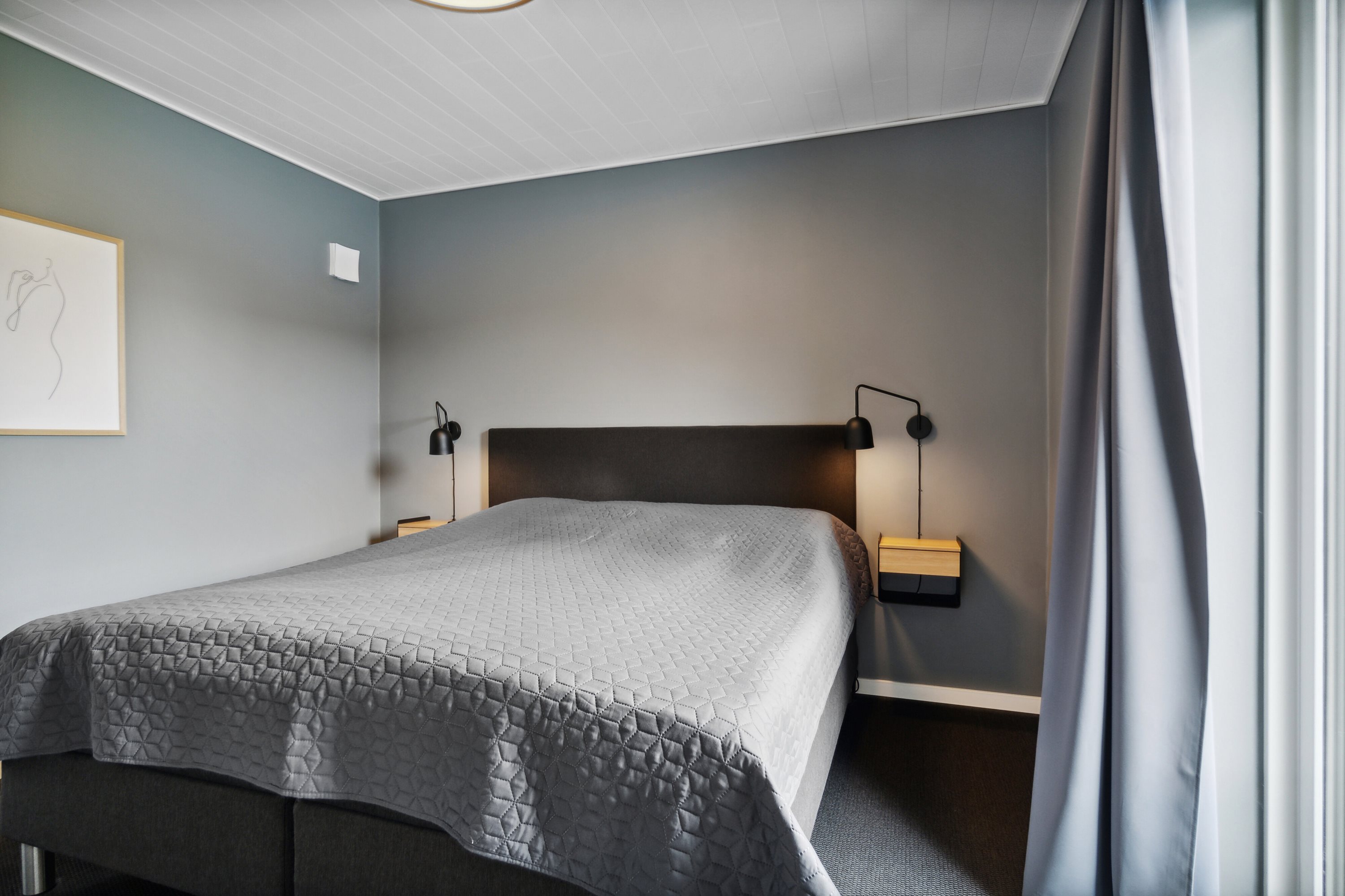 Fremhævet soveværelse billede i fuldskærmstilstand. Billede af Odinsvej 28, Allerup, 4300 Holbæk