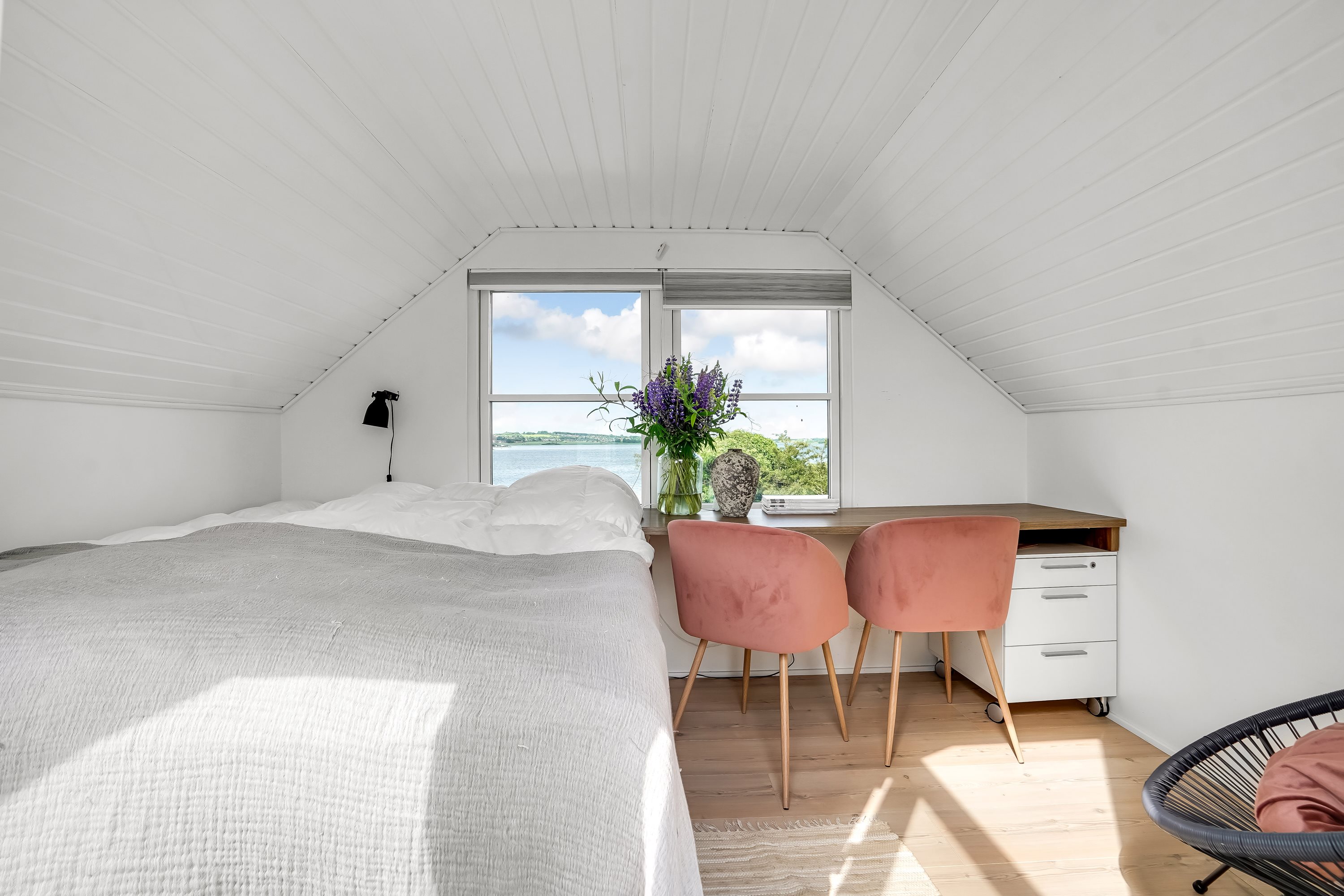 Fremhævet værelse billede i fuldskærmstilstand. Billede af Kamsbjerghuse 19, 5330 Munkebo