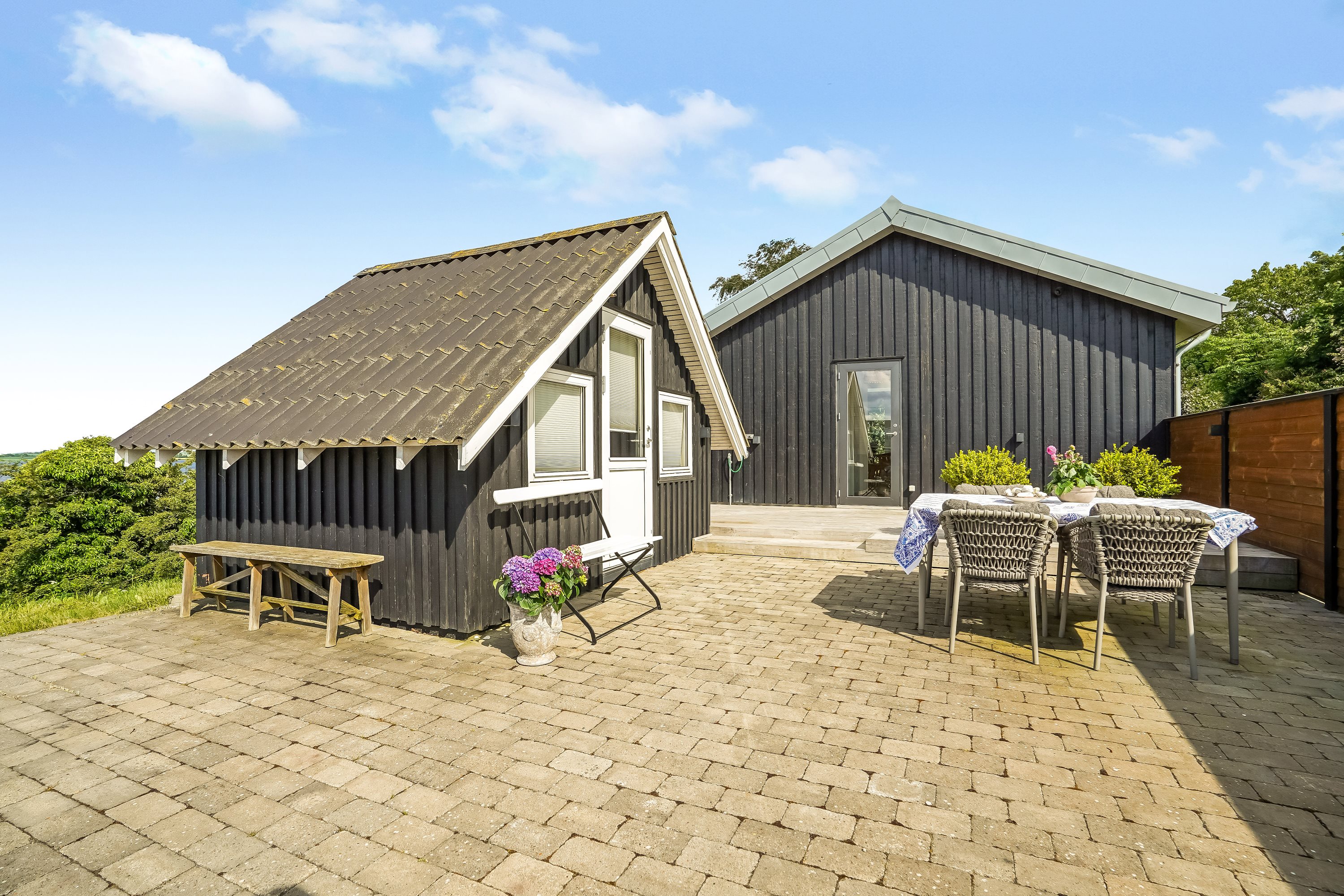 Fremhævet terrasse billede i fuldskærmstilstand. Billede af Kamsbjerghuse 19, 5330 Munkebo