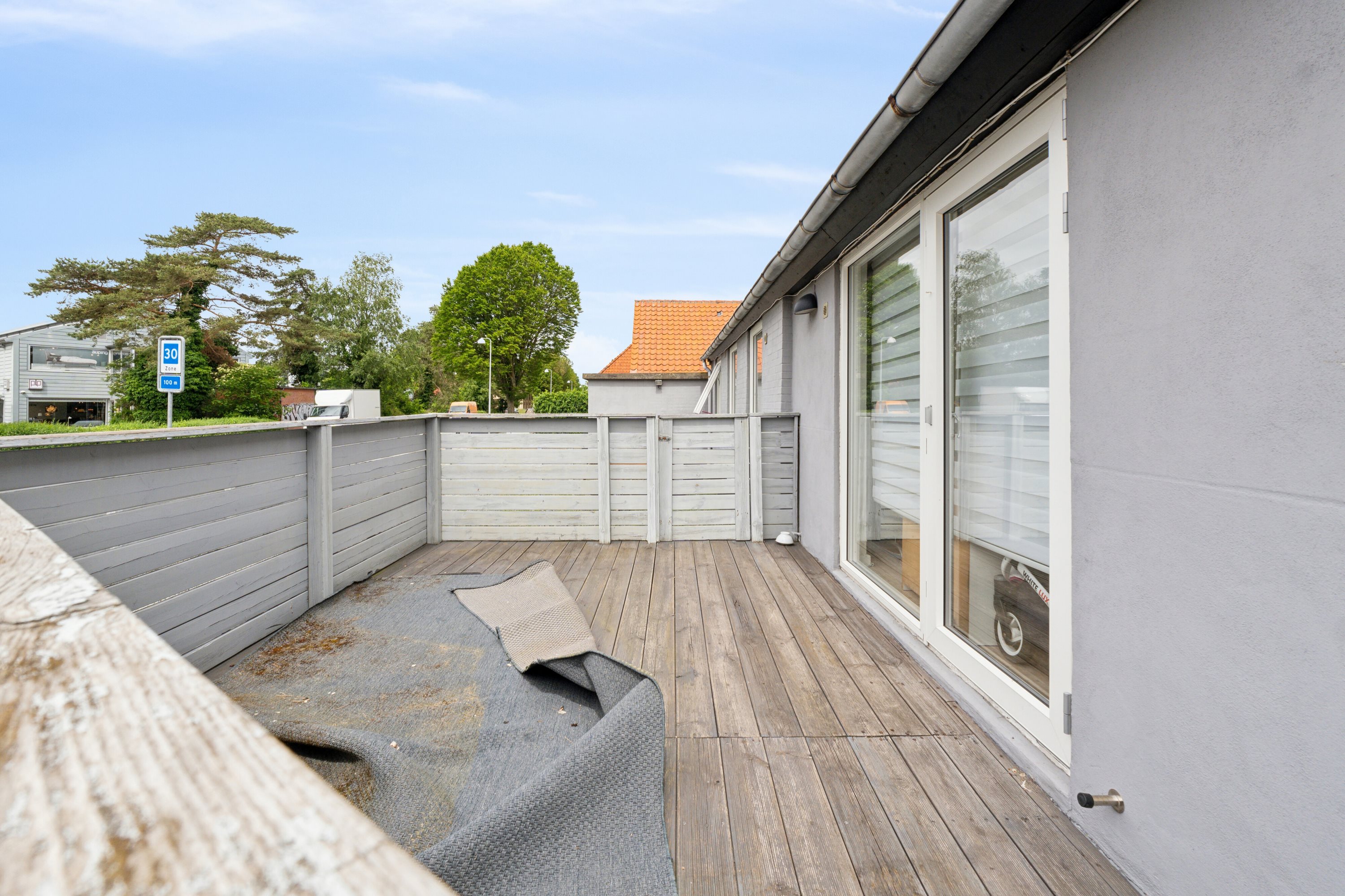 Fremhævet udendørs billede i fuldskærmstilstand. Billede af Nyborgvej 310, 5220 Odense SØ