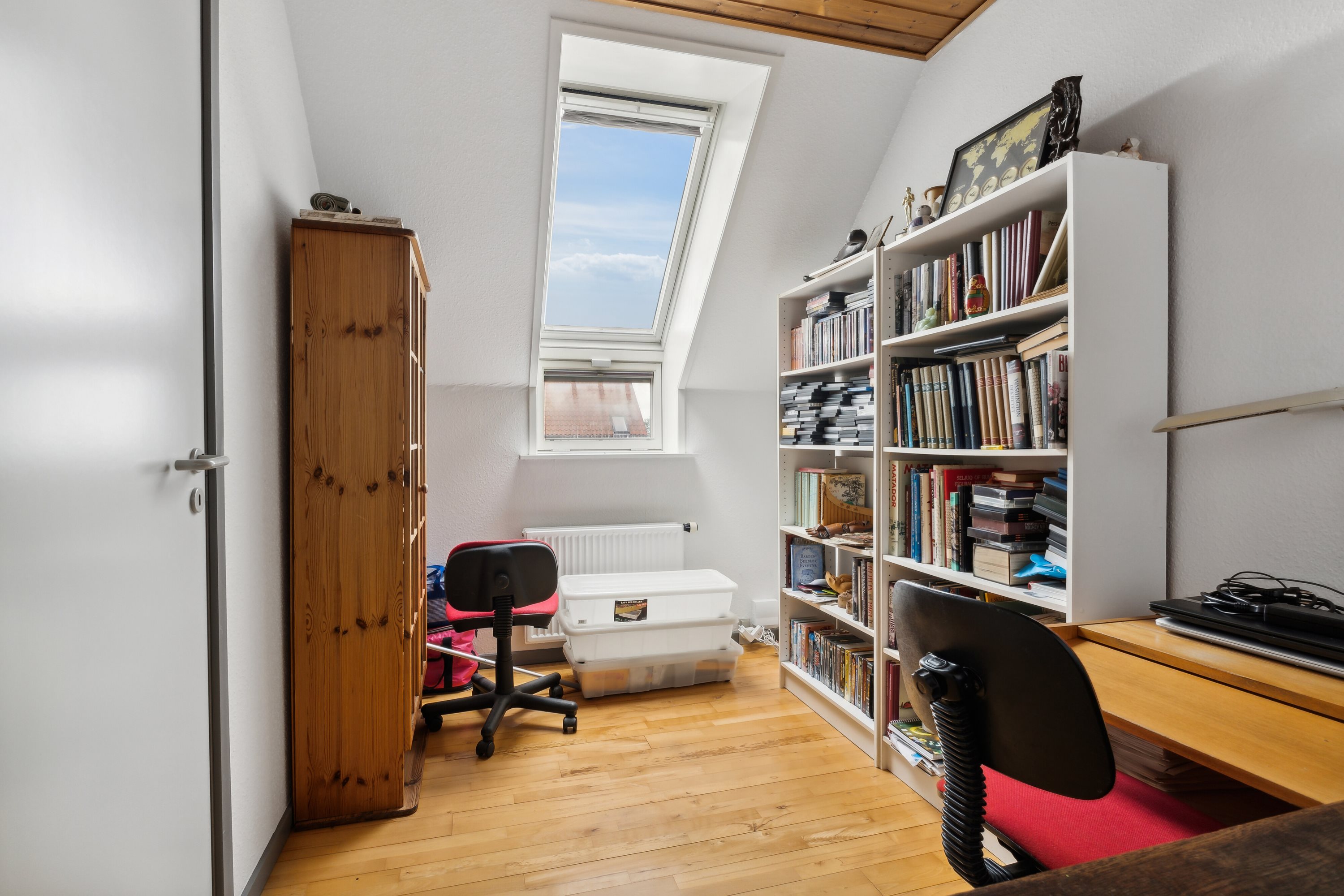 Fremhævet værelse billede i fuldskærmstilstand. Billede af Torvegade 6A, 2. th., 9870 Sindal