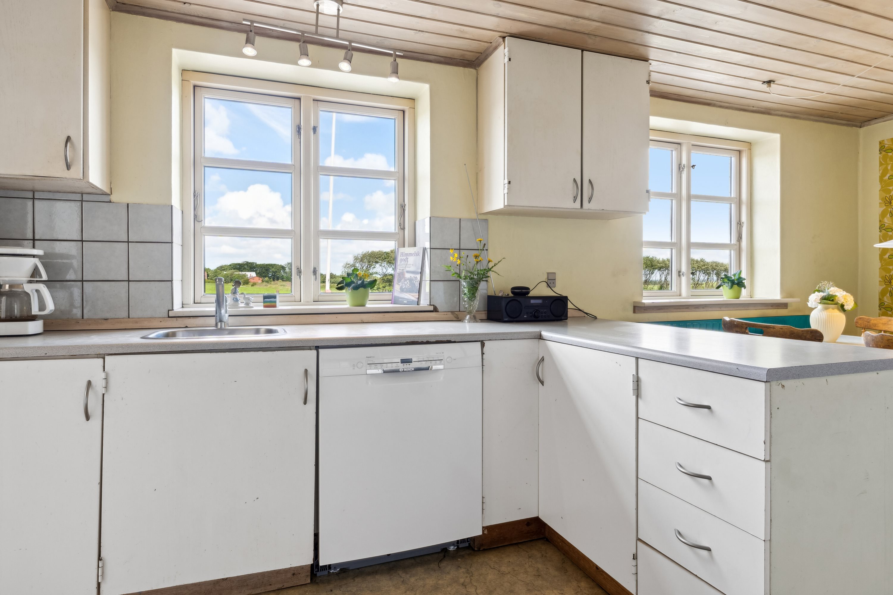 Fremhævet køkken billede i fuldskærmstilstand. Billede af Dovervej 4, Dover, 7760 Hurup Thy