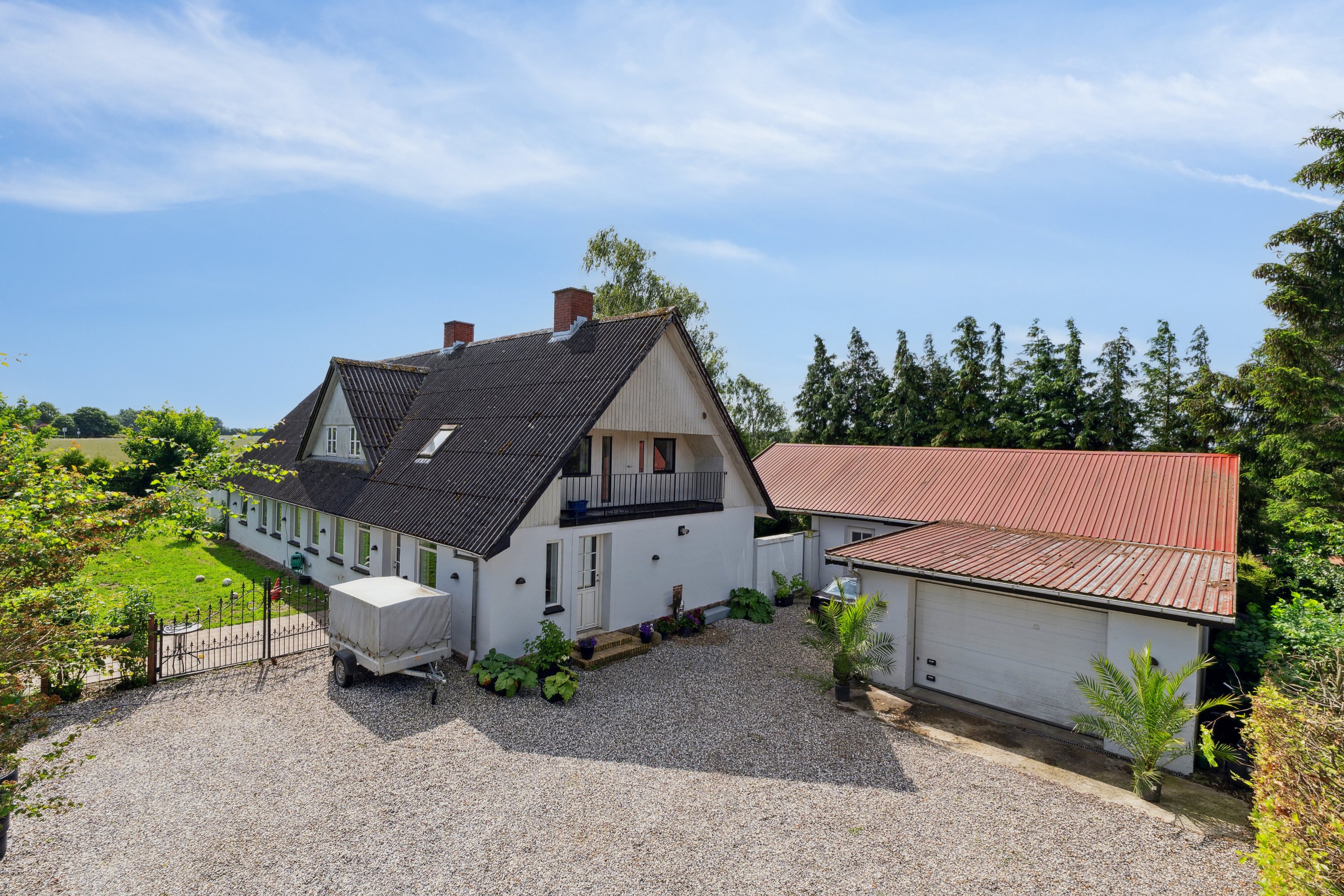 Fremhævet set fra vejen billede i fuldskærmstilstand. Billede af Ørbækvej 843, Rolfsted, 5863 Ferritslev Fyn