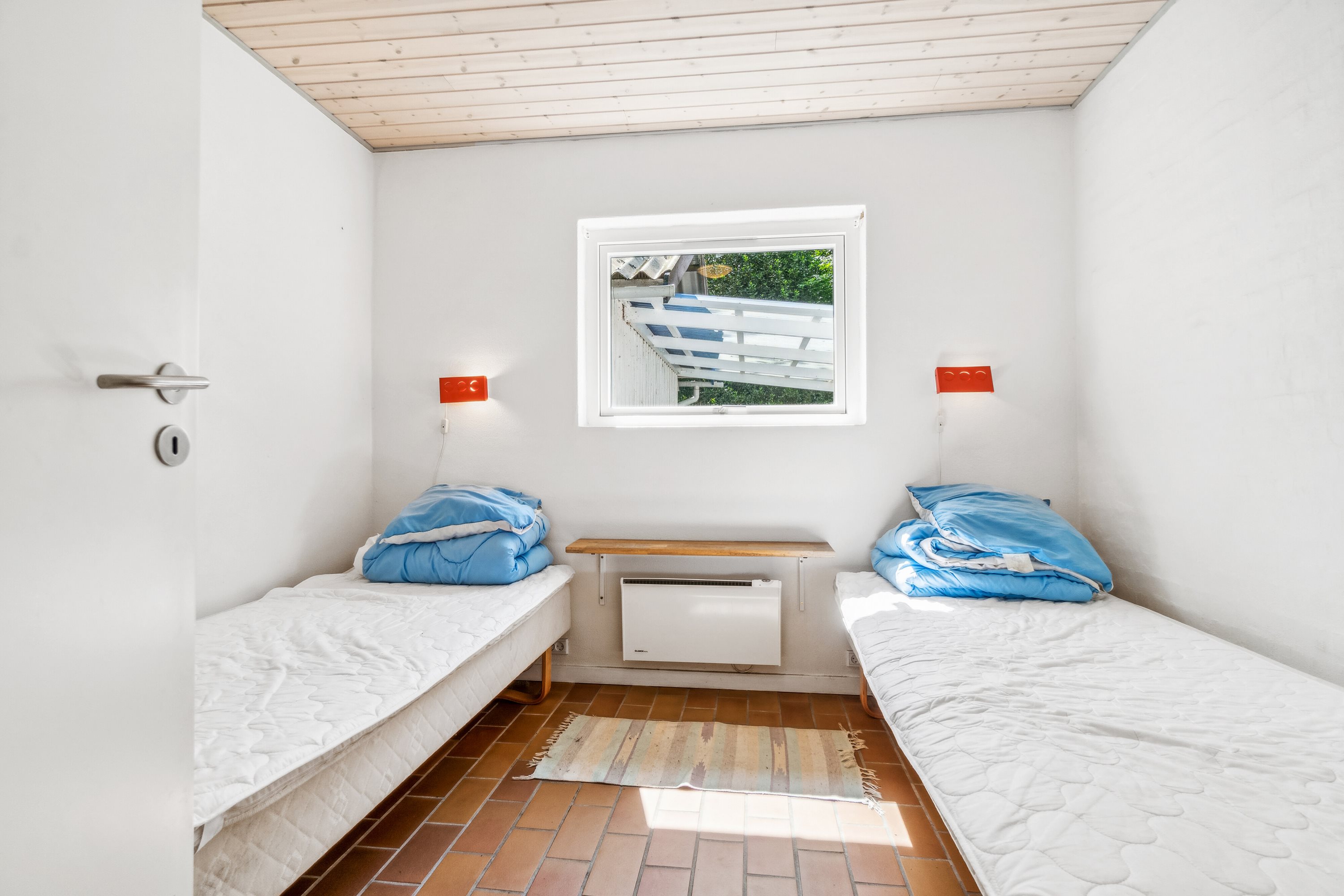 Fremhævet værelse billede i fuldskærmstilstand. Billede af Maegårdsskoven 6, Pedersker, 3720 Aakirkeby