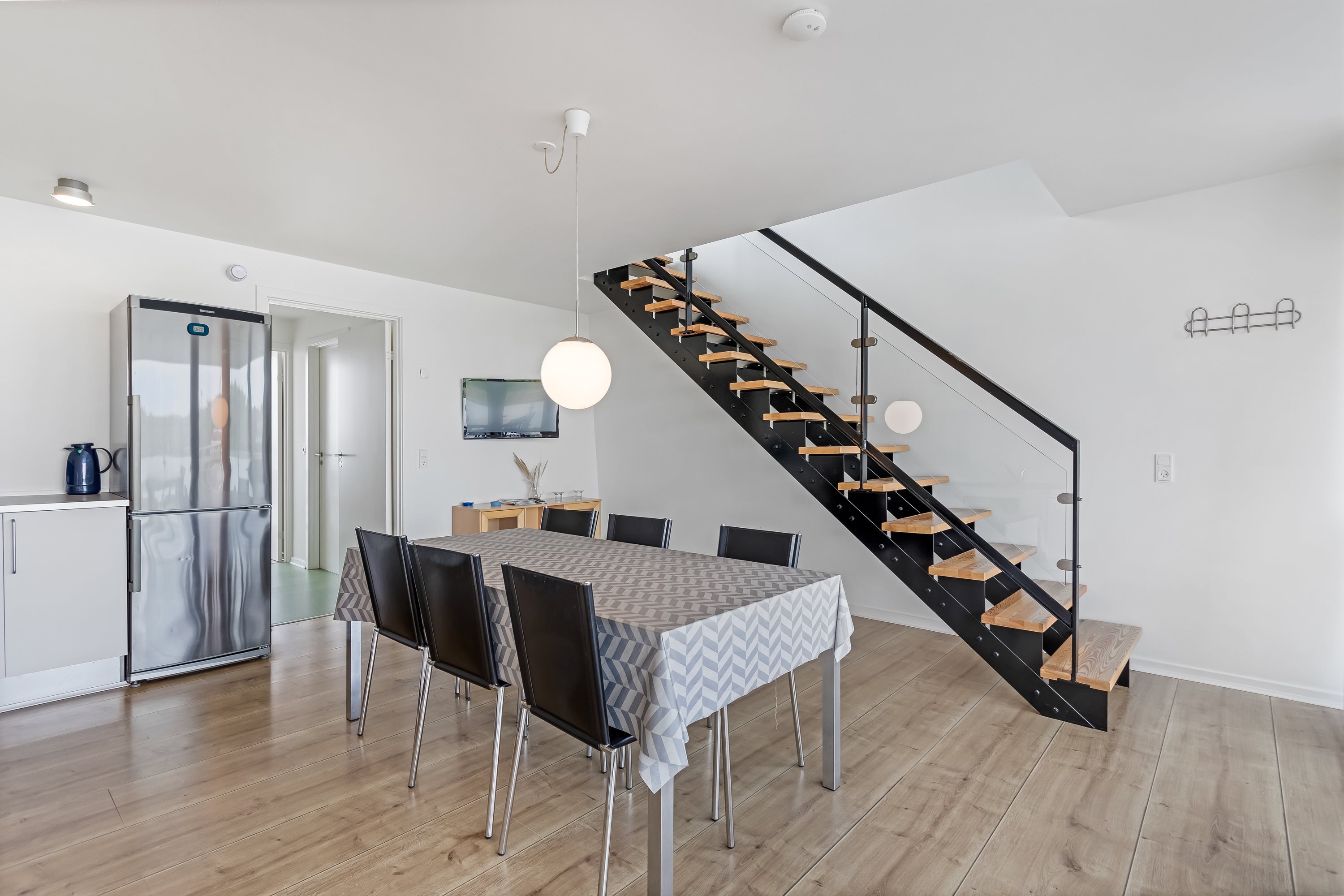 Fremhævet andet billede i fuldskærmstilstand. Billede af Molen 7, Bork Havn, 6893 Hemmet