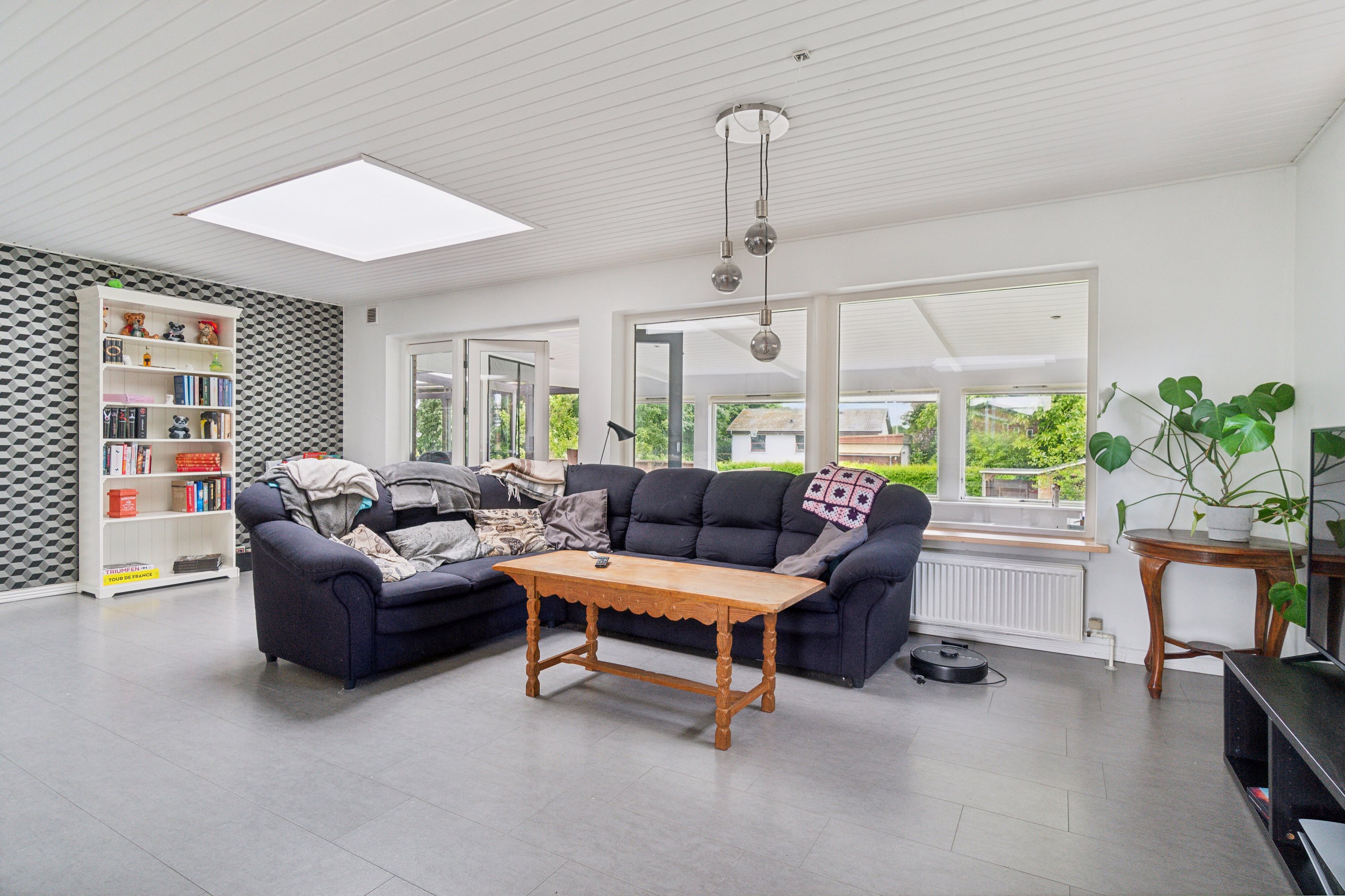 Fremhævet stue billede i fuldskærmstilstand. Billede af Solsortevej 28, 7441 Bording