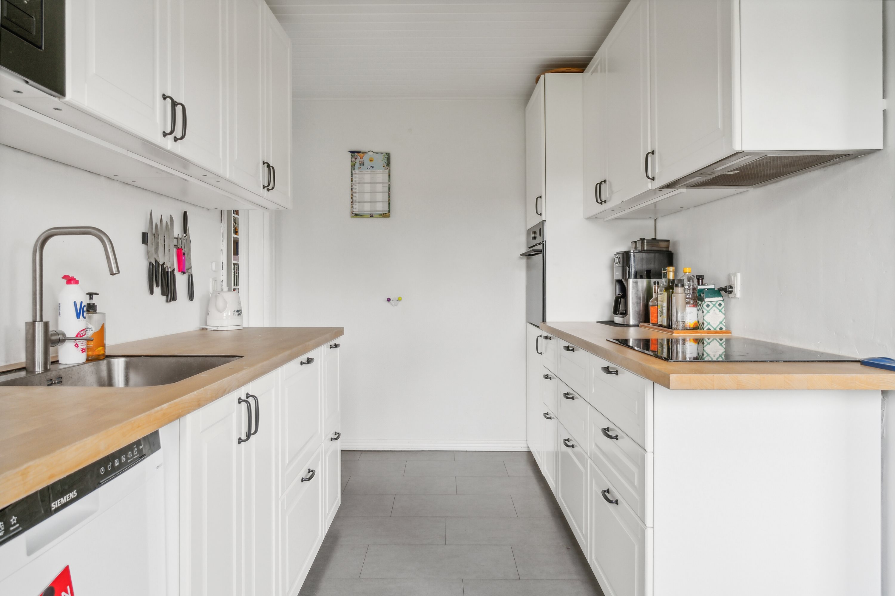 Miniaturebillede 1: køkken. Billede af Solsortevej 28, 7441 Bording