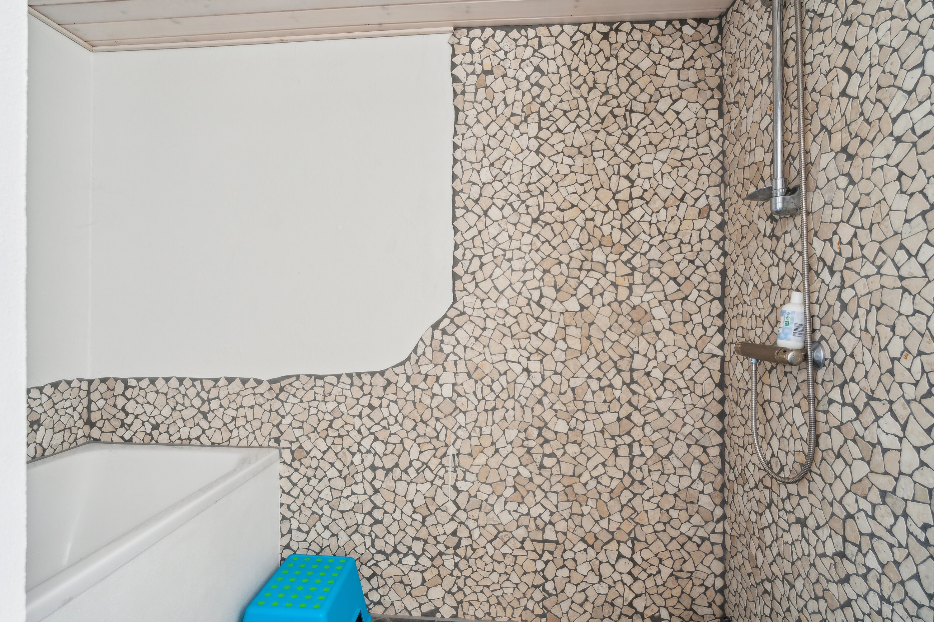 Fremhævet badeværelse billede i fuldskærmstilstand. Billede af Solsortevej 28, 7441 Bording