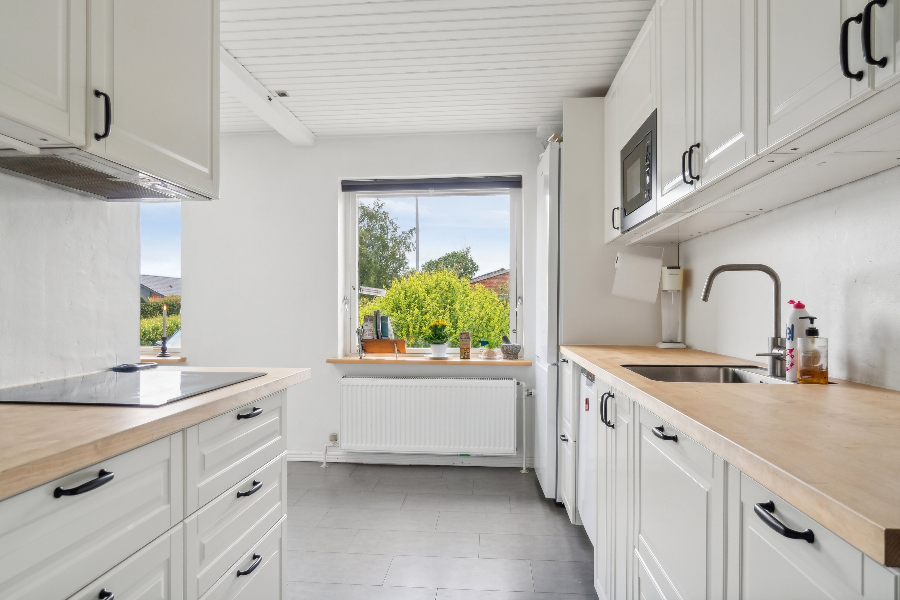 Fremhævet køkken billede i fuldskærmstilstand. Billede af Solsortevej 28, 7441 Bording