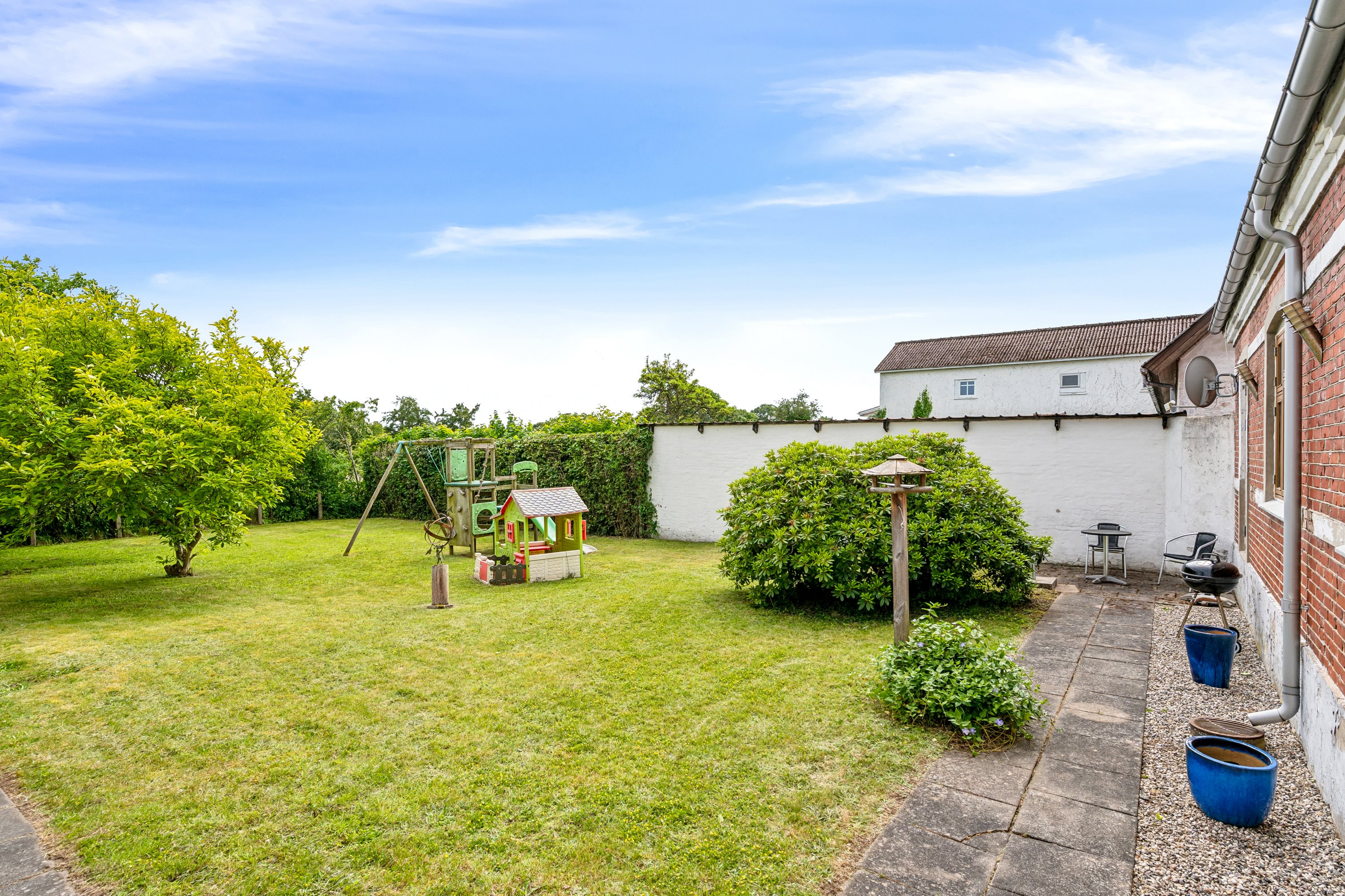 Fremhævet ejendom 1 billede i fuldskærmstilstand. Billede af Ballevej 8, Tirstrup, 8400 Ebeltoft