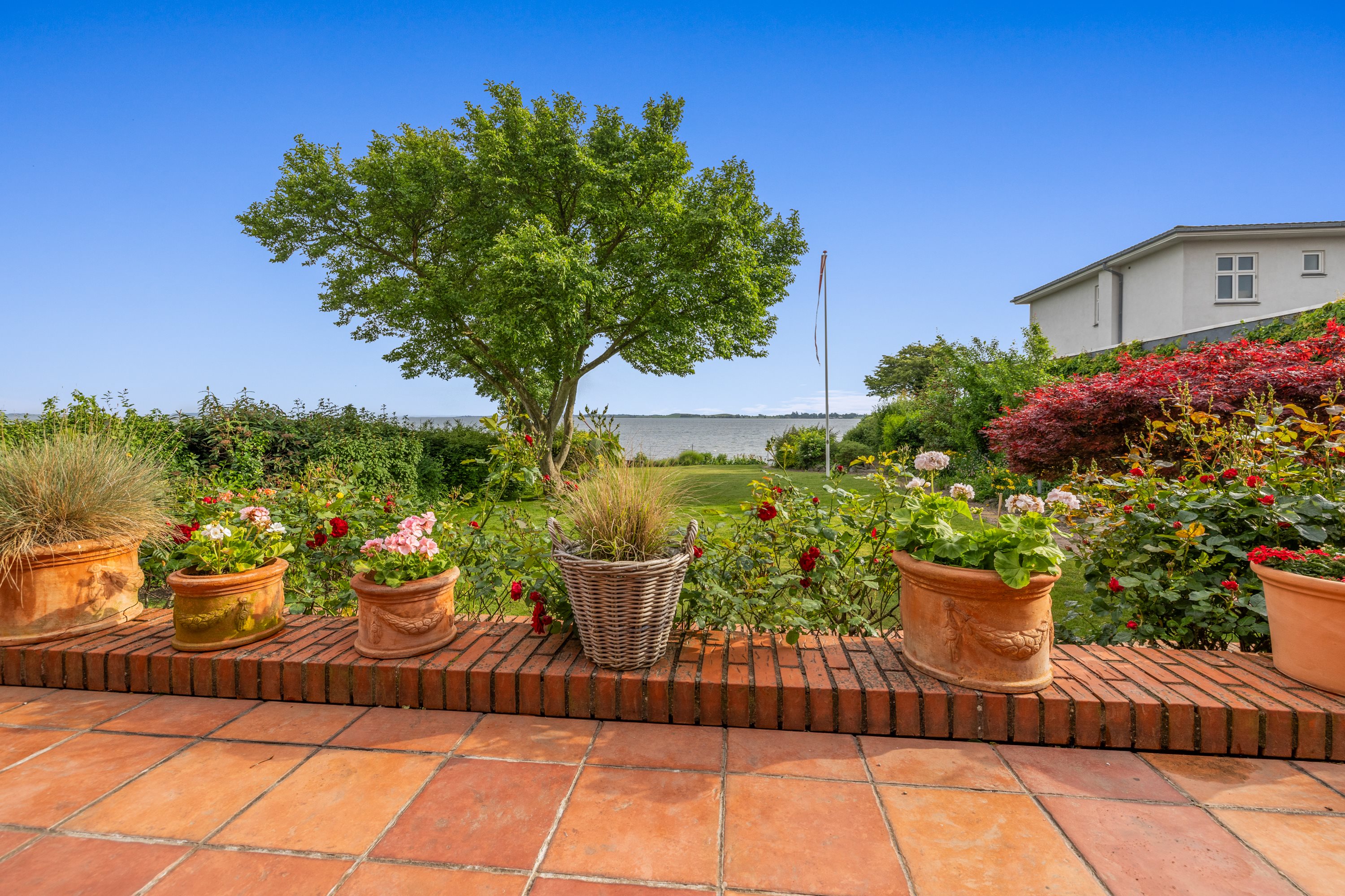 Fremhævet terrasse billede i fuldskærmstilstand. Billede af Svendborgvej 134, 5600 Faaborg