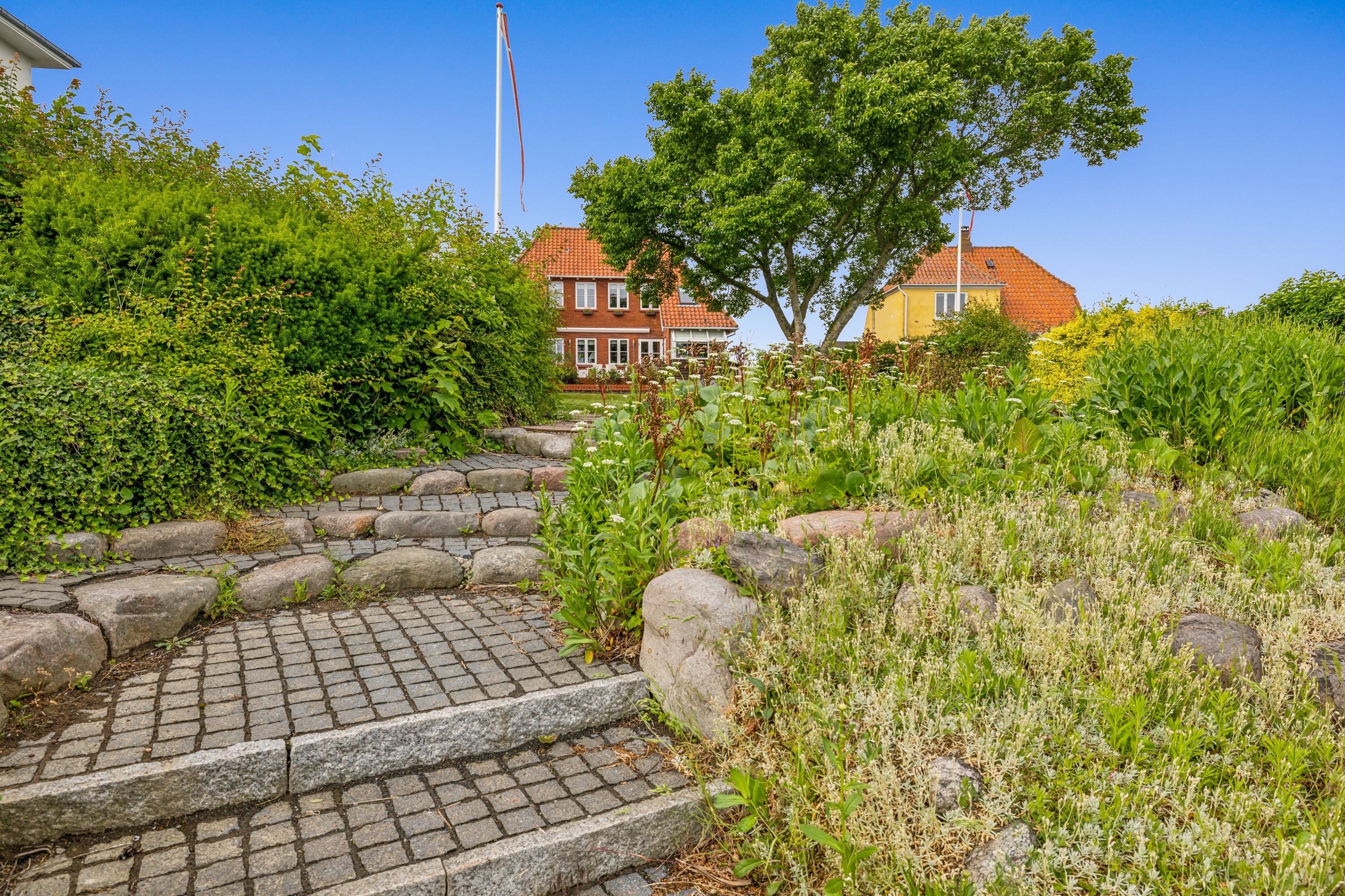 Fremhævet have billede i fuldskærmstilstand. Billede af Svendborgvej 134, 5600 Faaborg