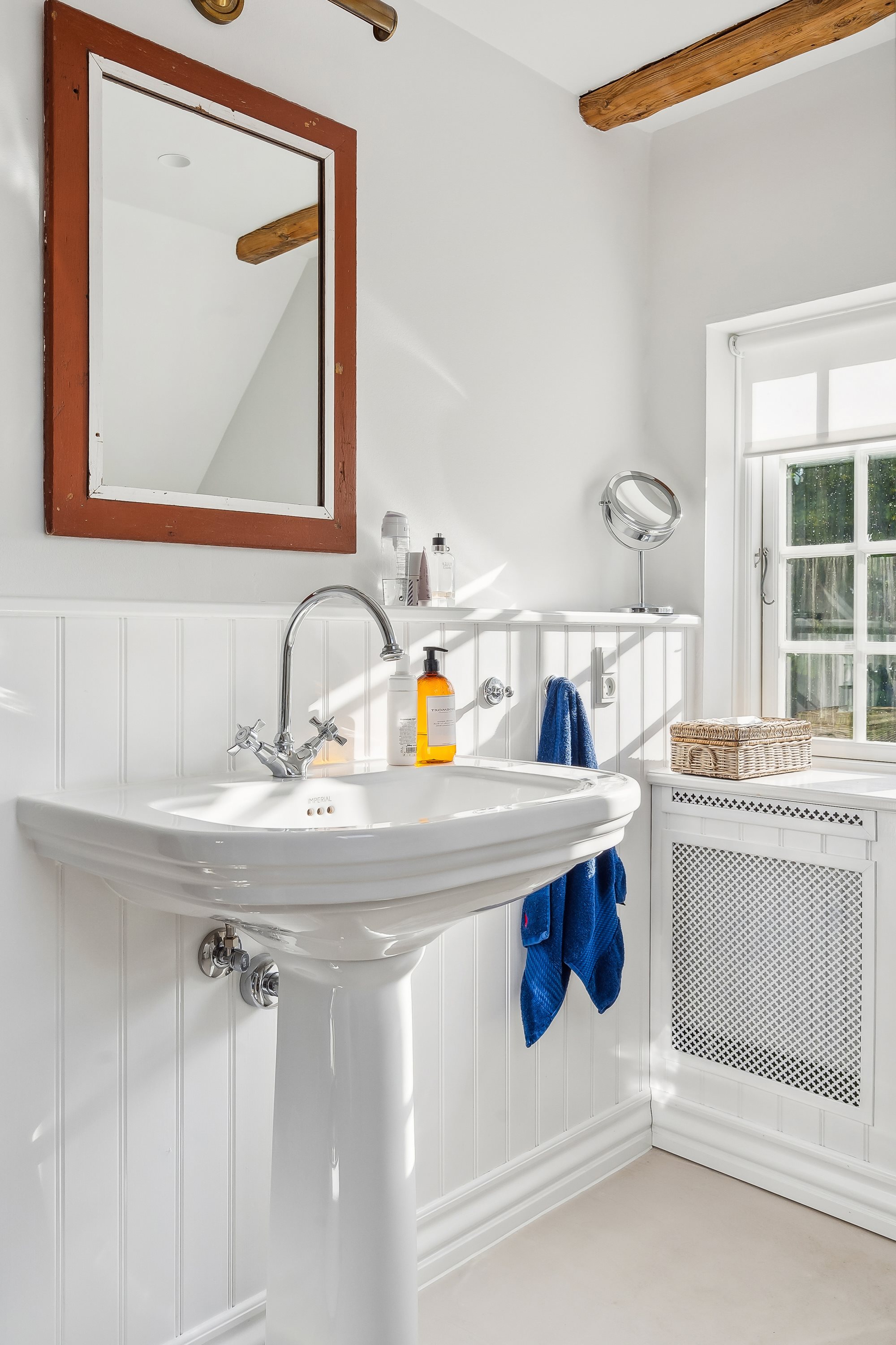 Fremhævet badeværelse billede i fuldskærmstilstand. Billede af Kong Eriks Vej 2, Midtbyen, 9990 Skagen