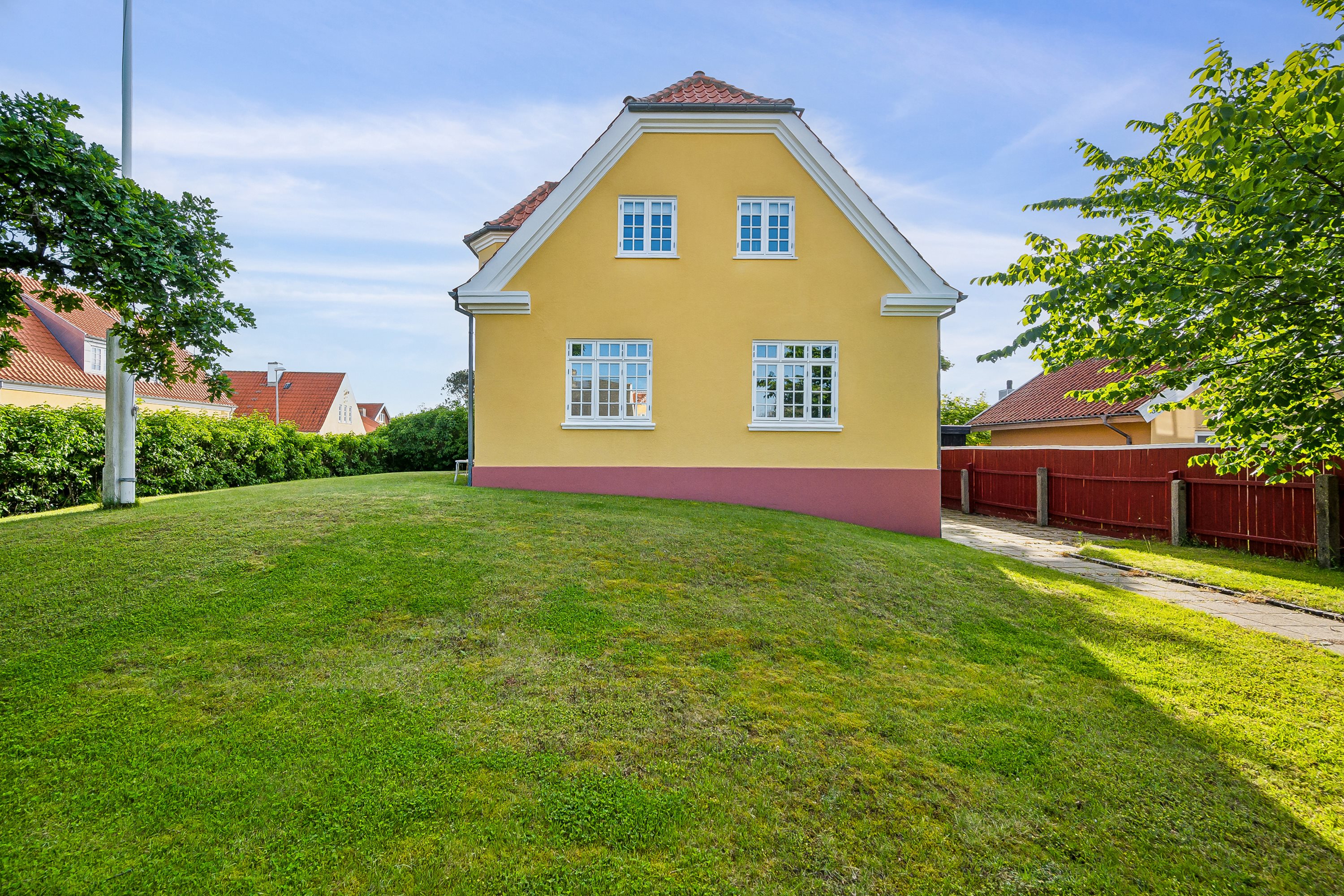 Fremhævet ejendom 1 billede i fuldskærmstilstand. Billede af Kong Eriks Vej 2, Midtbyen, 9990 Skagen