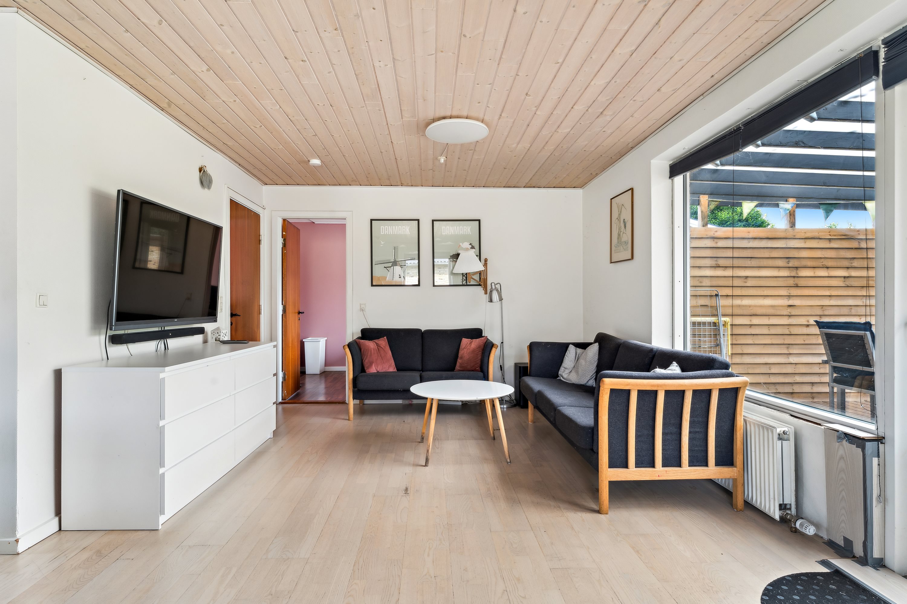 Fremhævet stue billede i fuldskærmstilstand. Billede af Teglværksvej 30, 8860 Ulstrup