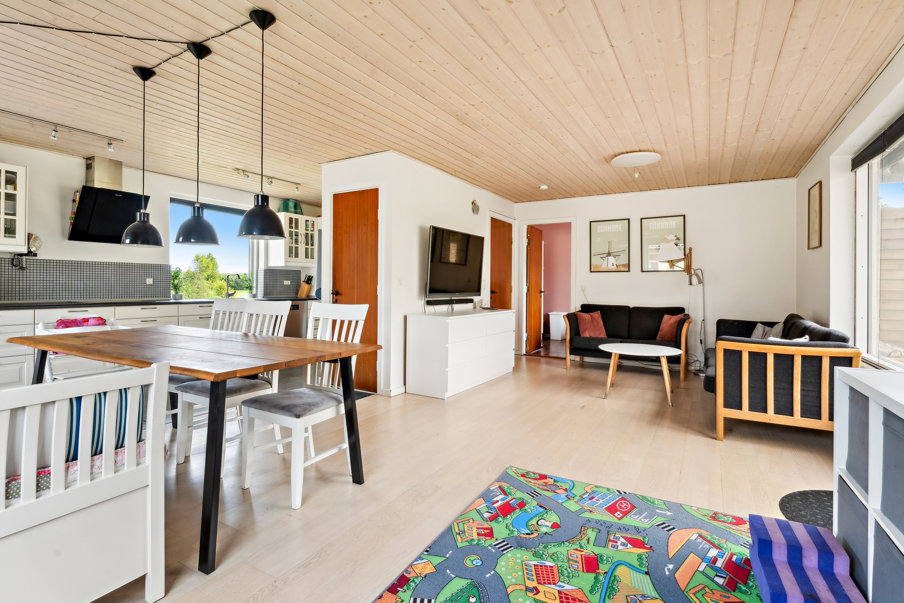 Fremhævet stue billede i fuldskærmstilstand. Billede af Teglværksvej 30, 8860 Ulstrup