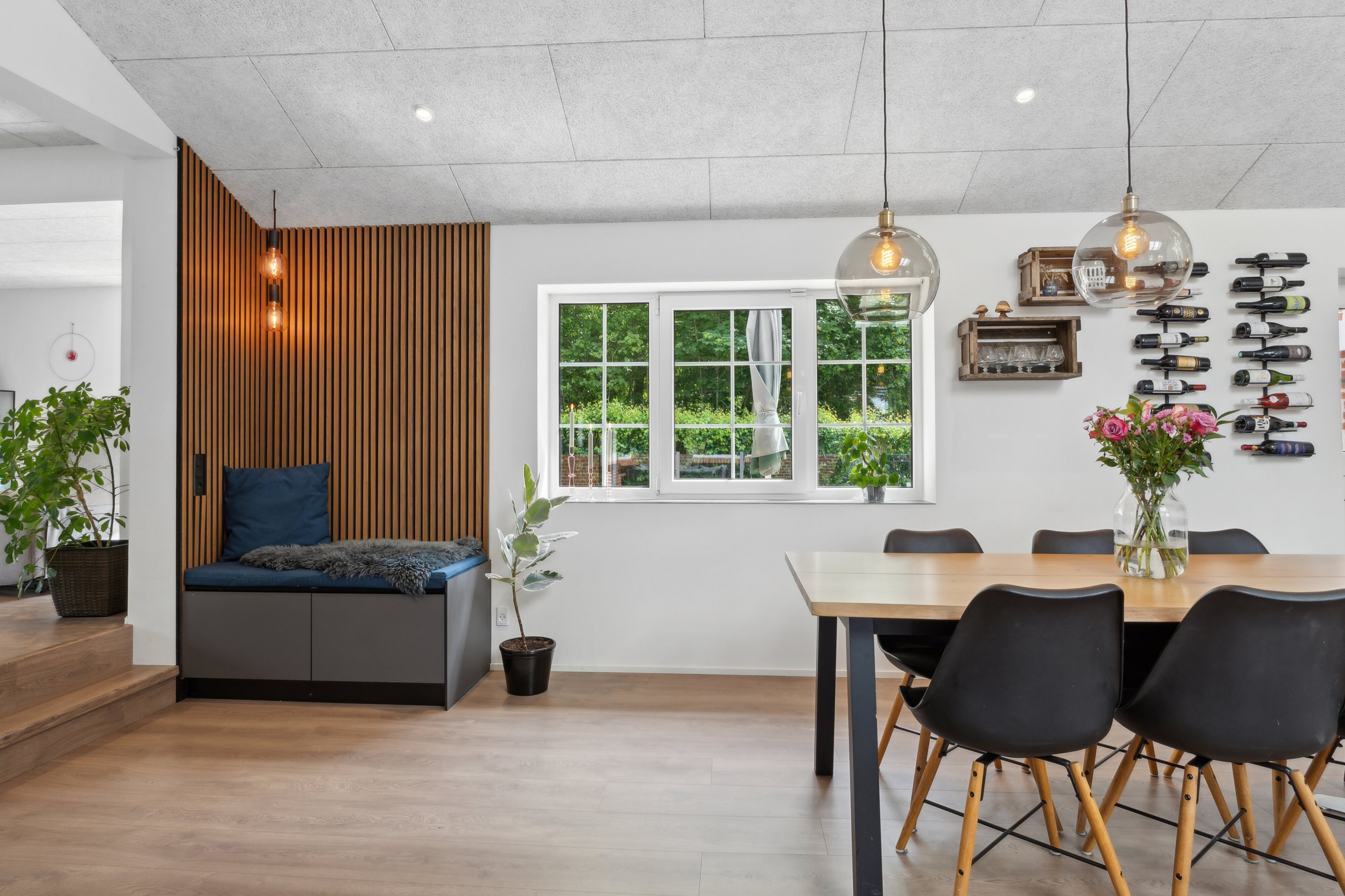 Fremhævet spisestue billede i fuldskærmstilstand. Billede af Ved Diget 17, 7430 Ikast