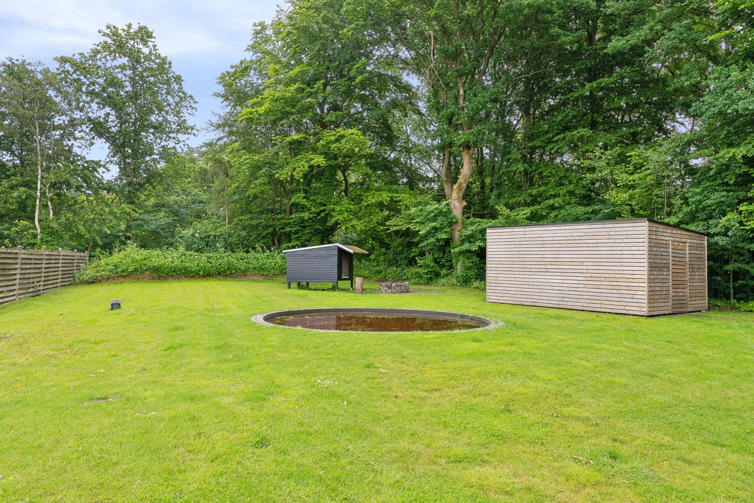 Fremhævet have billede i fuldskærmstilstand. Billede af Ved Diget 17, 7430 Ikast