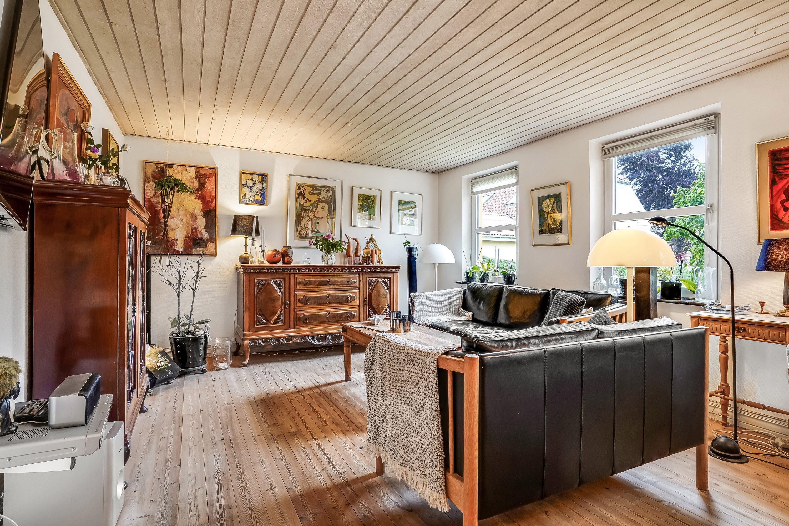 Fremhævet stue billede i fuldskærmstilstand. Billede af Sdr. Vissingvej 16, Sdr Vissing, 8740 Brædstrup