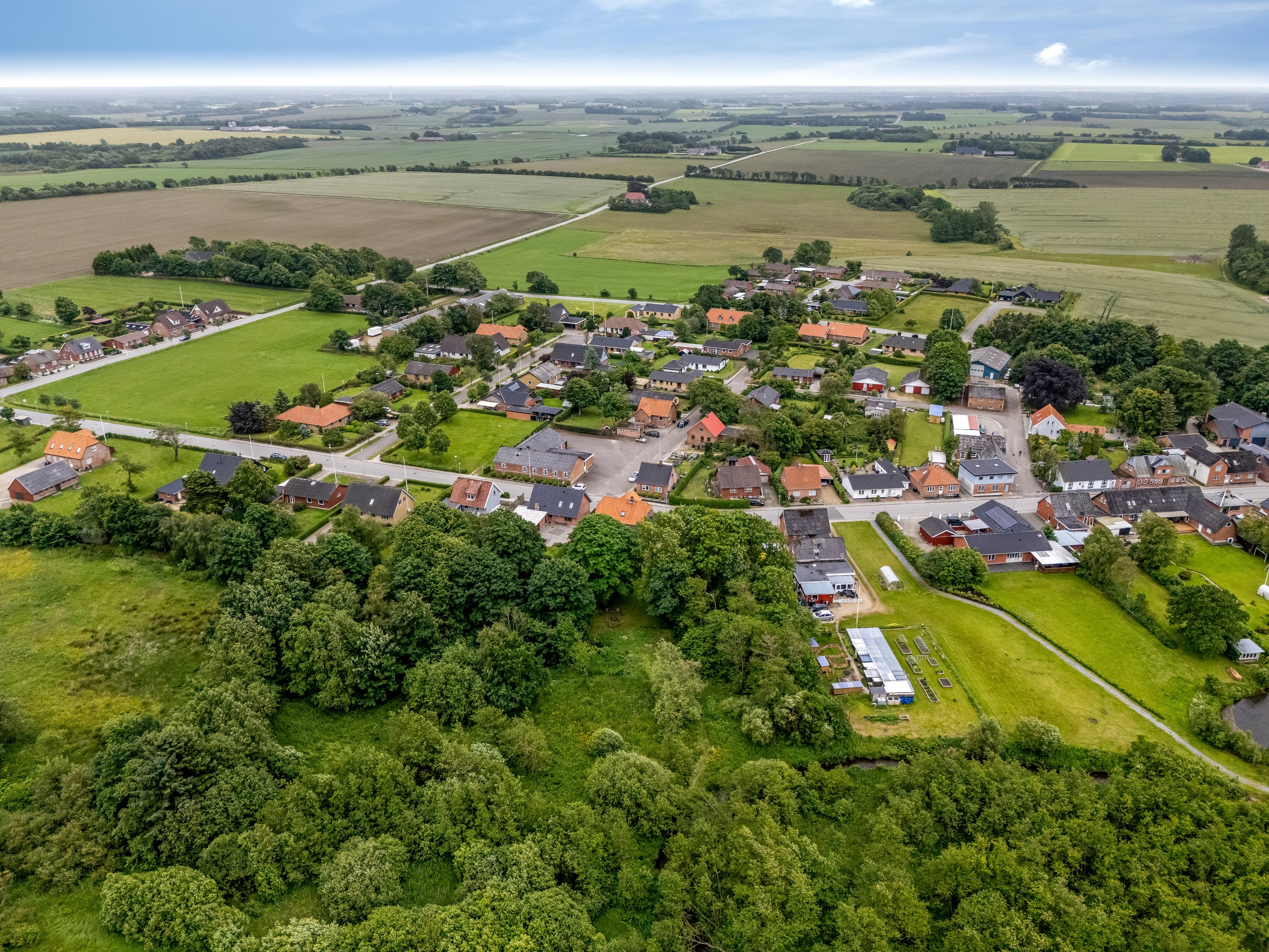 Fremhævet luftfoto billede i fuldskærmstilstand. Billede af Søvejen 23, Rækker Mølle , 6900 Skjern