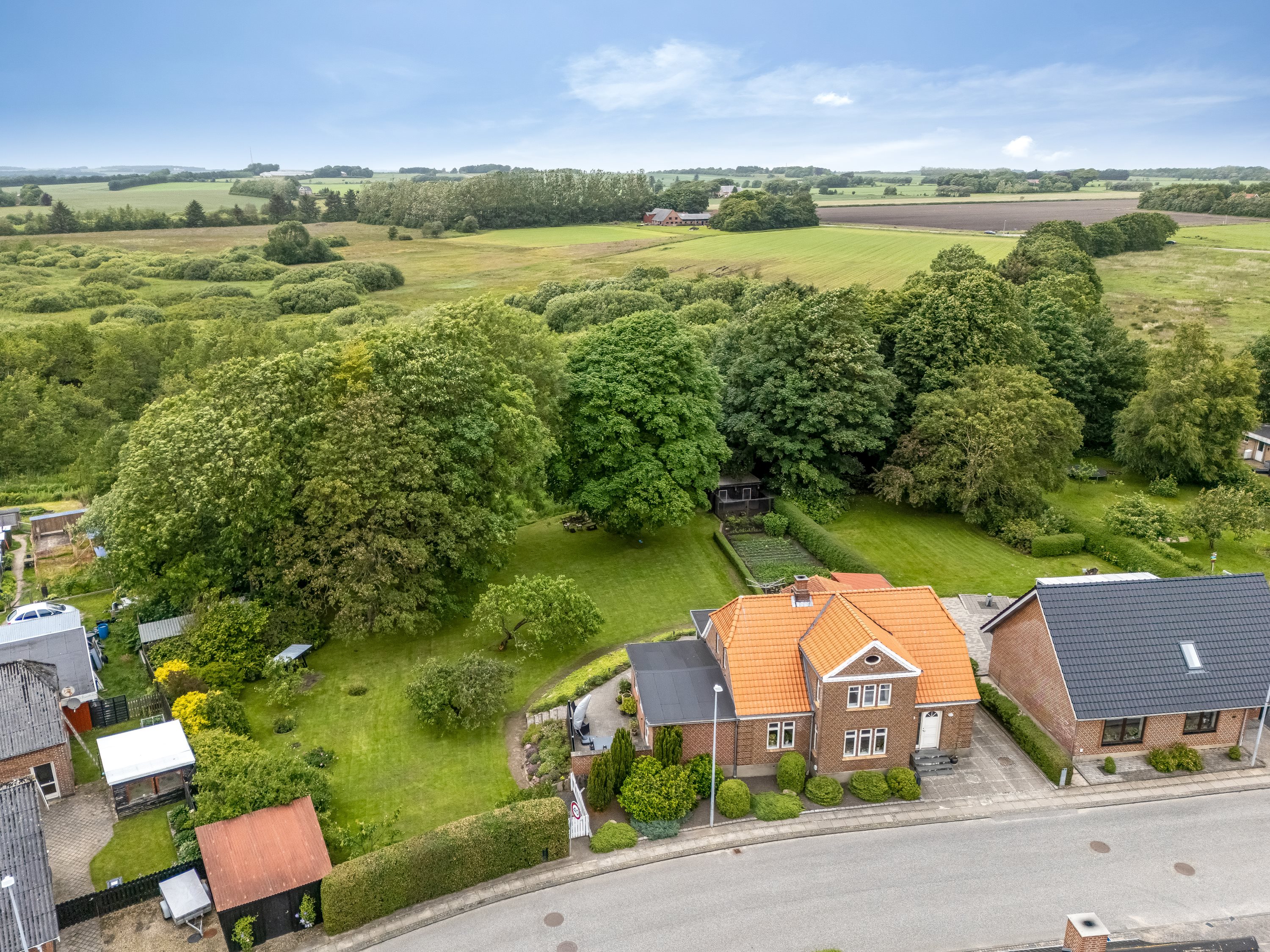 Fremhævet luftfoto billede i fuldskærmstilstand. Billede af Søvejen 23, Rækker Mølle , 6900 Skjern