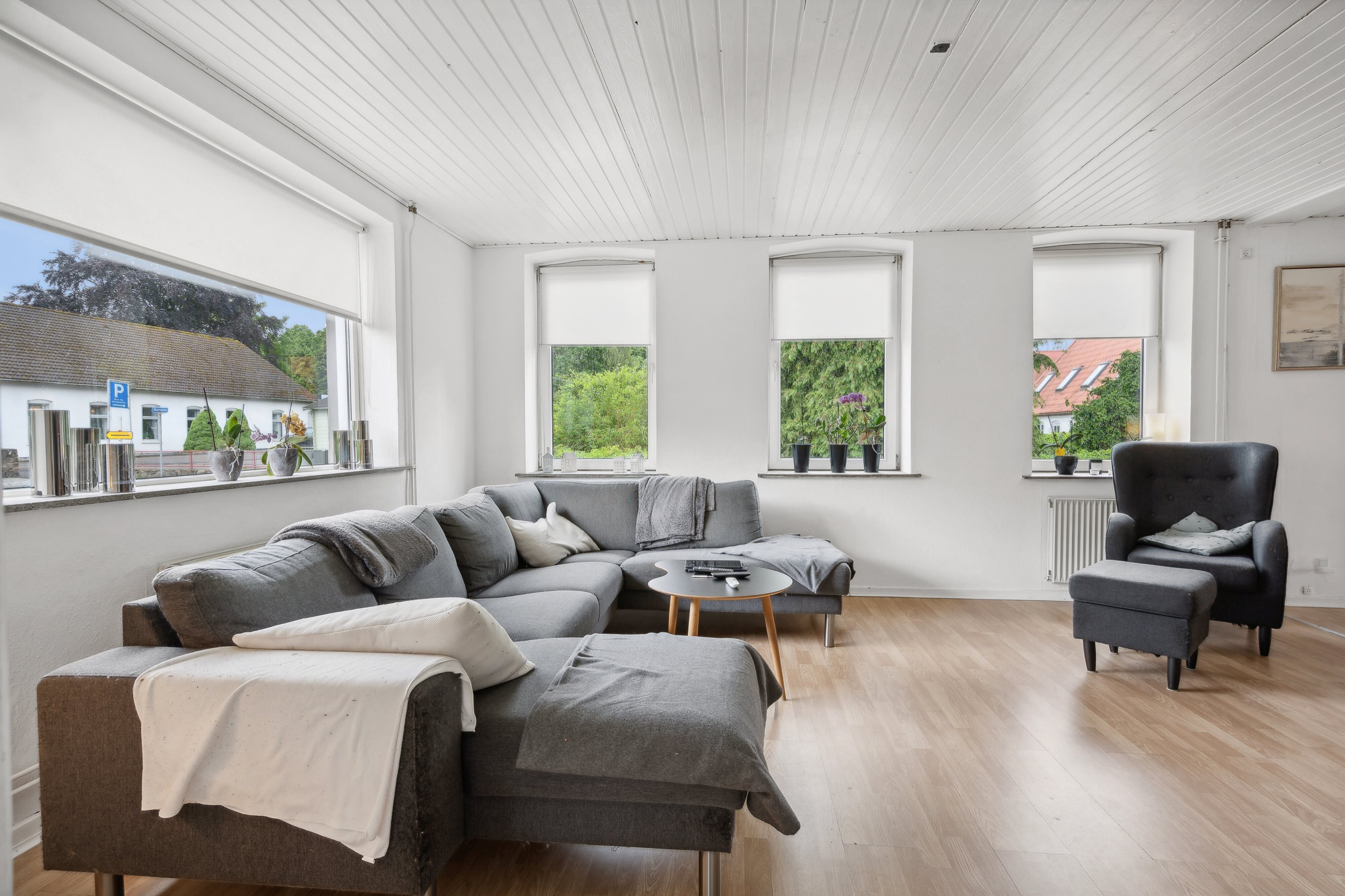 Fremhævet stue billede i fuldskærmstilstand. Billede af Hærvejen 30, Bov, 6330 Padborg