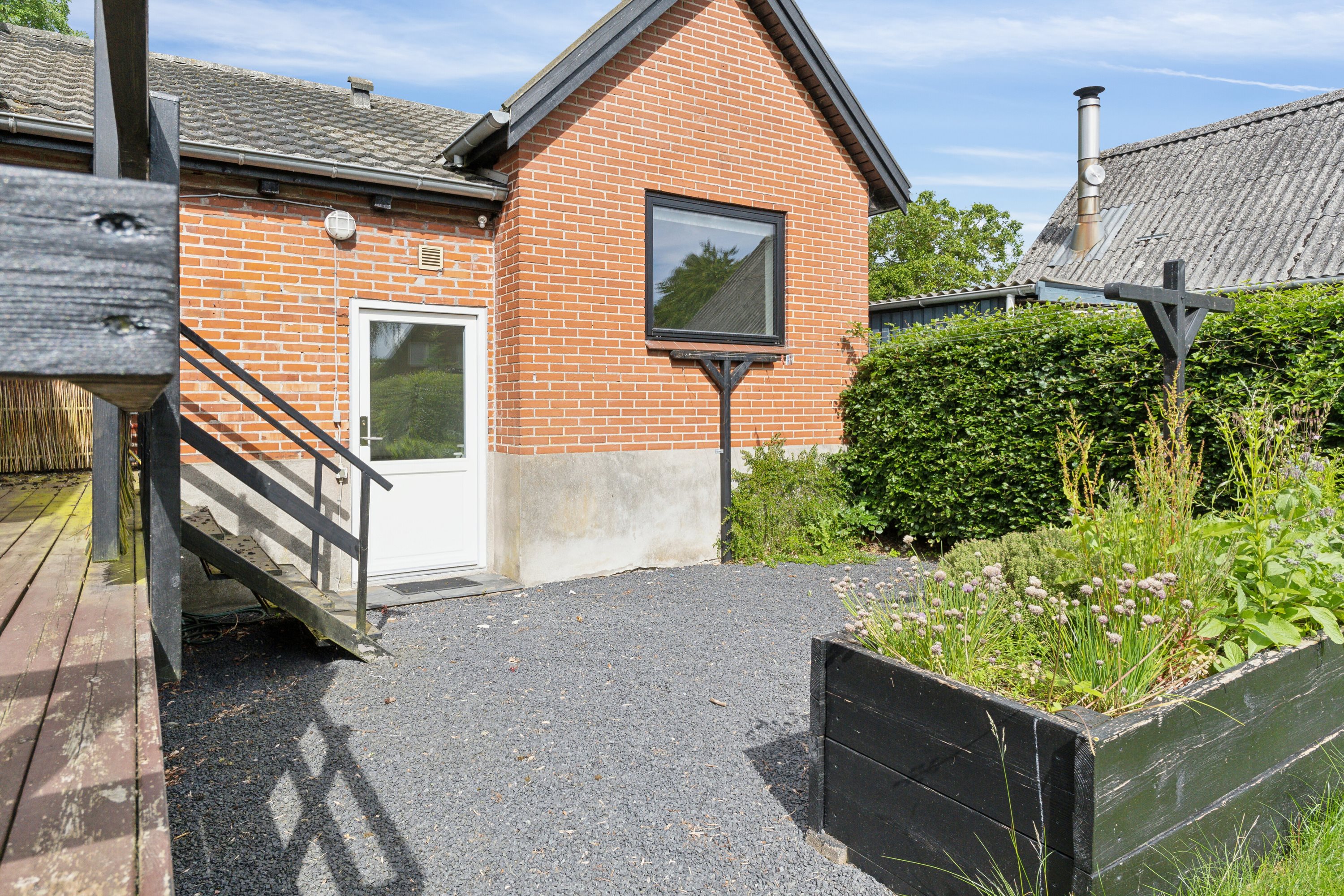 Fremhævet set fra vejen billede i fuldskærmstilstand. Billede af Søndersøvej 251, 5462 Morud