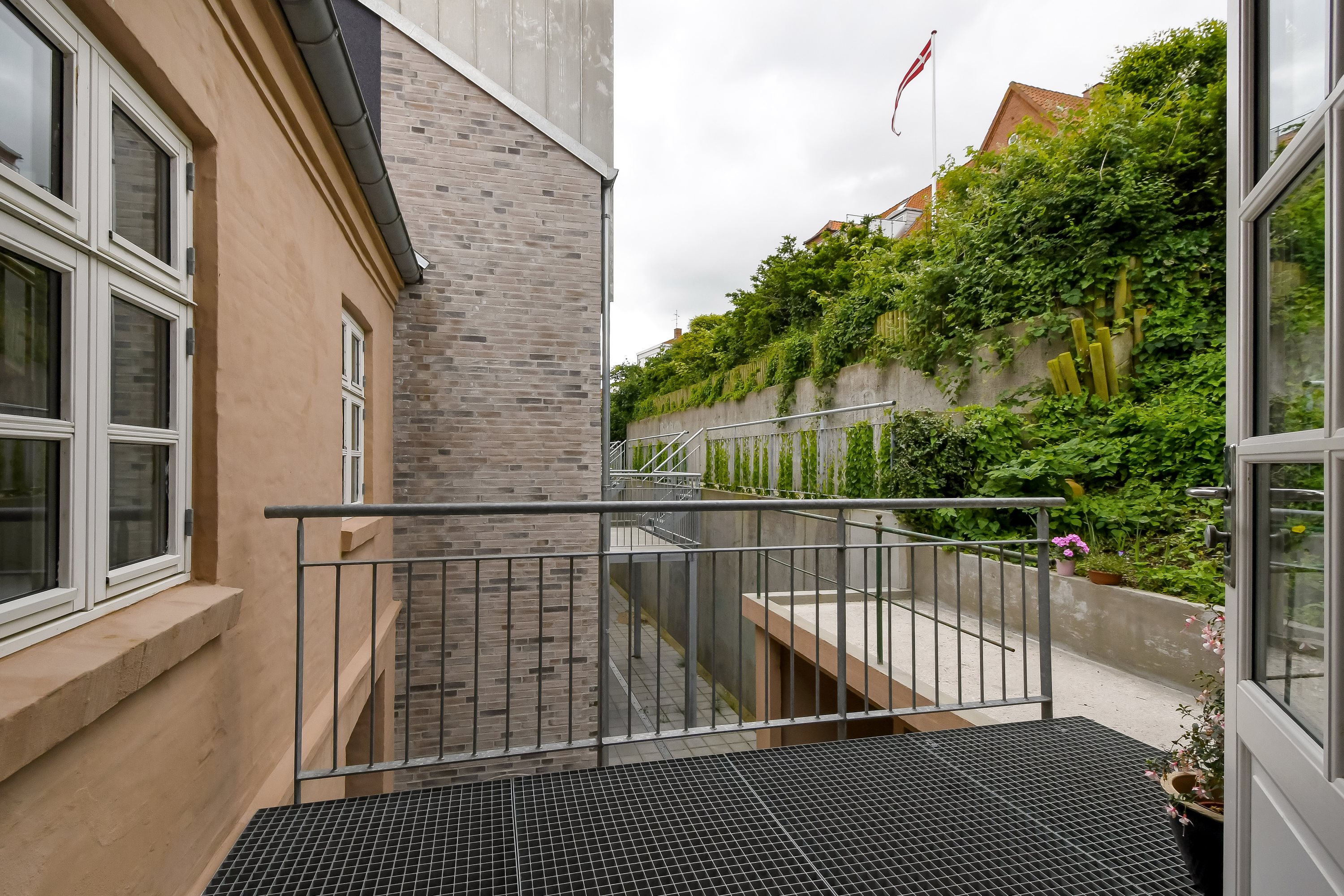 Fremhævet ejendommen billede i fuldskærmstilstand. Billede af Strandvejen 27, 7600 Struer