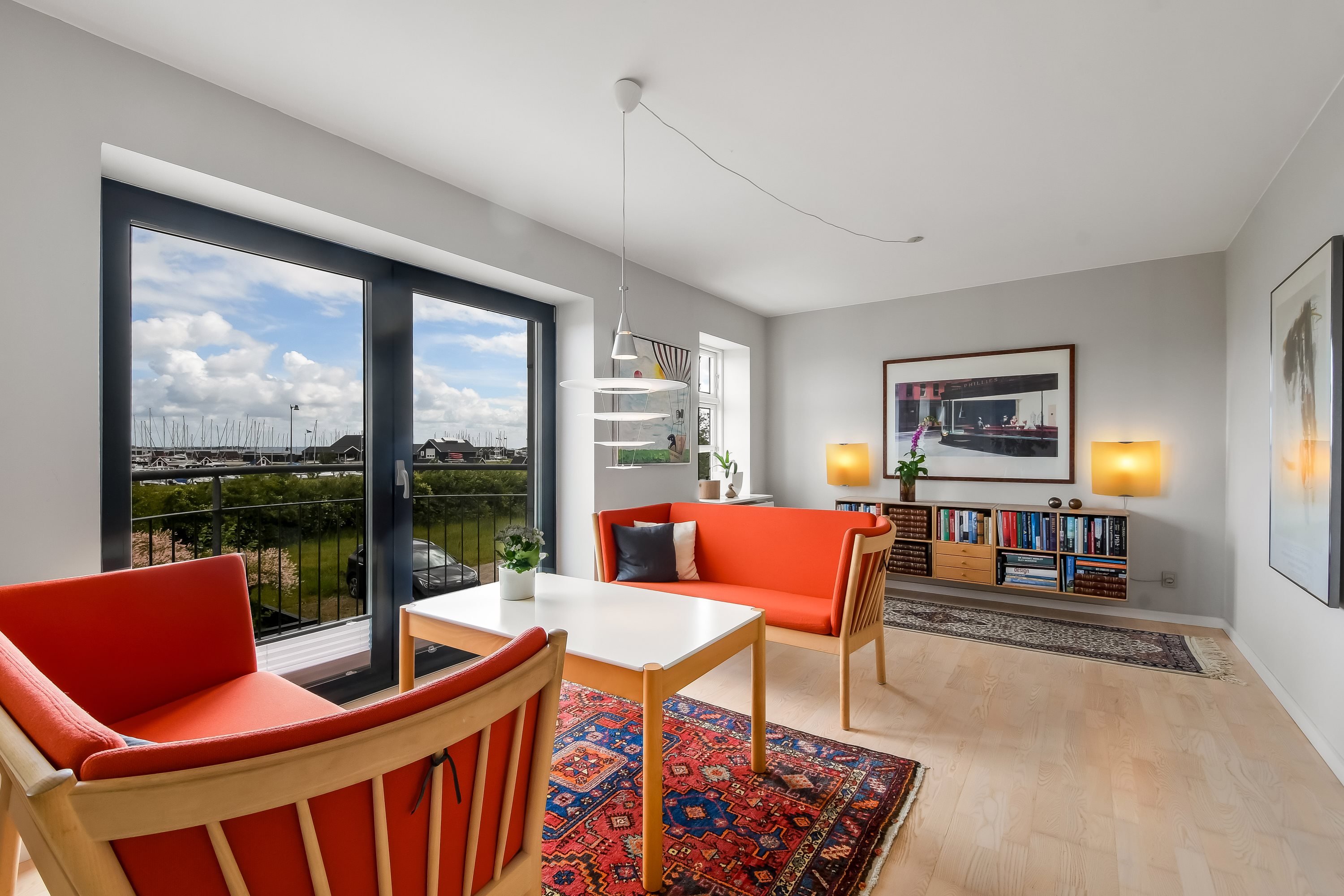 Fremhævet stue billede i fuldskærmstilstand. Billede af Strandvejen 27, 7600 Struer