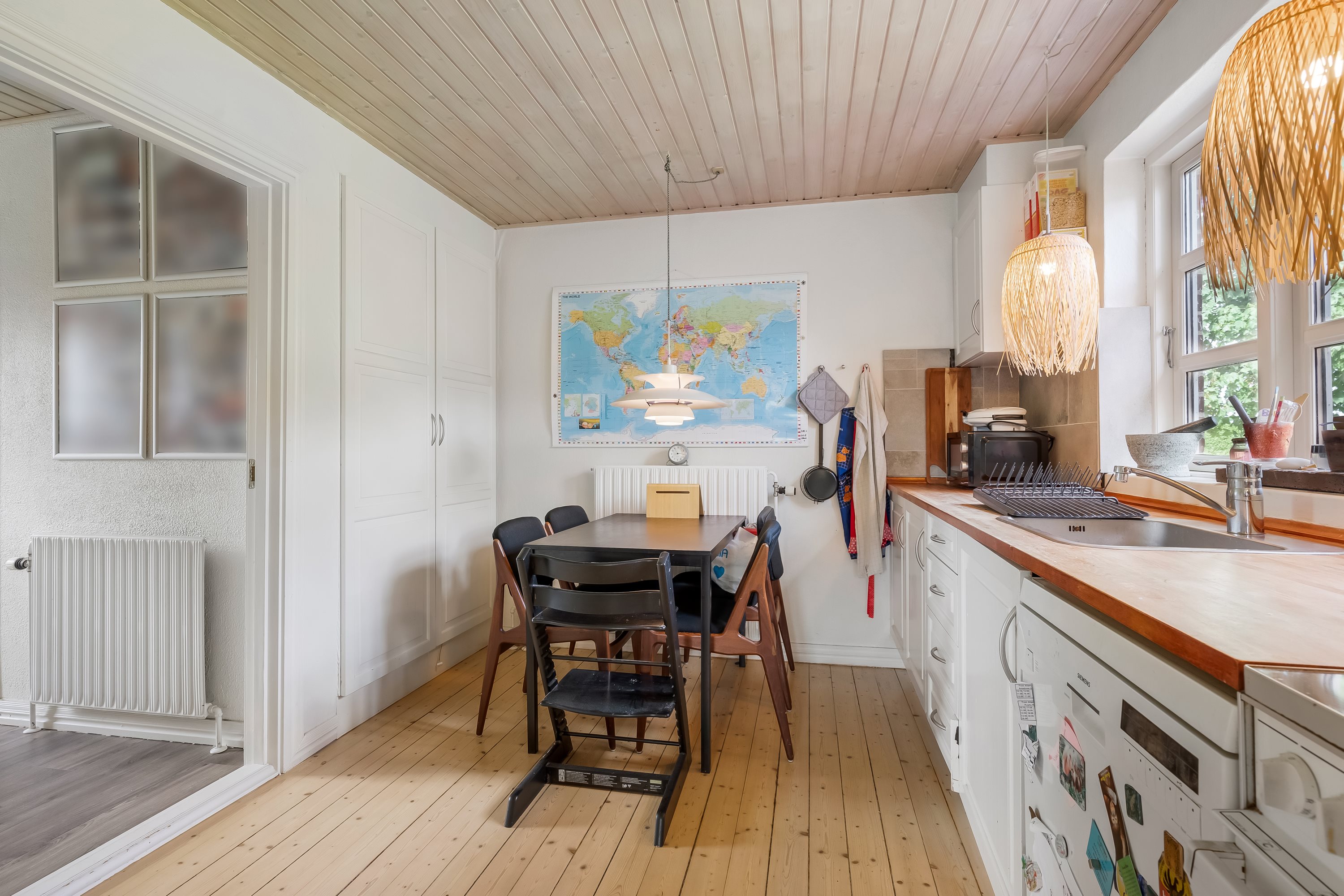 Fremhævet køkken billede i fuldskærmstilstand. Billede af Kirkebakken 3, Borbjerg, 7500 Holstebro