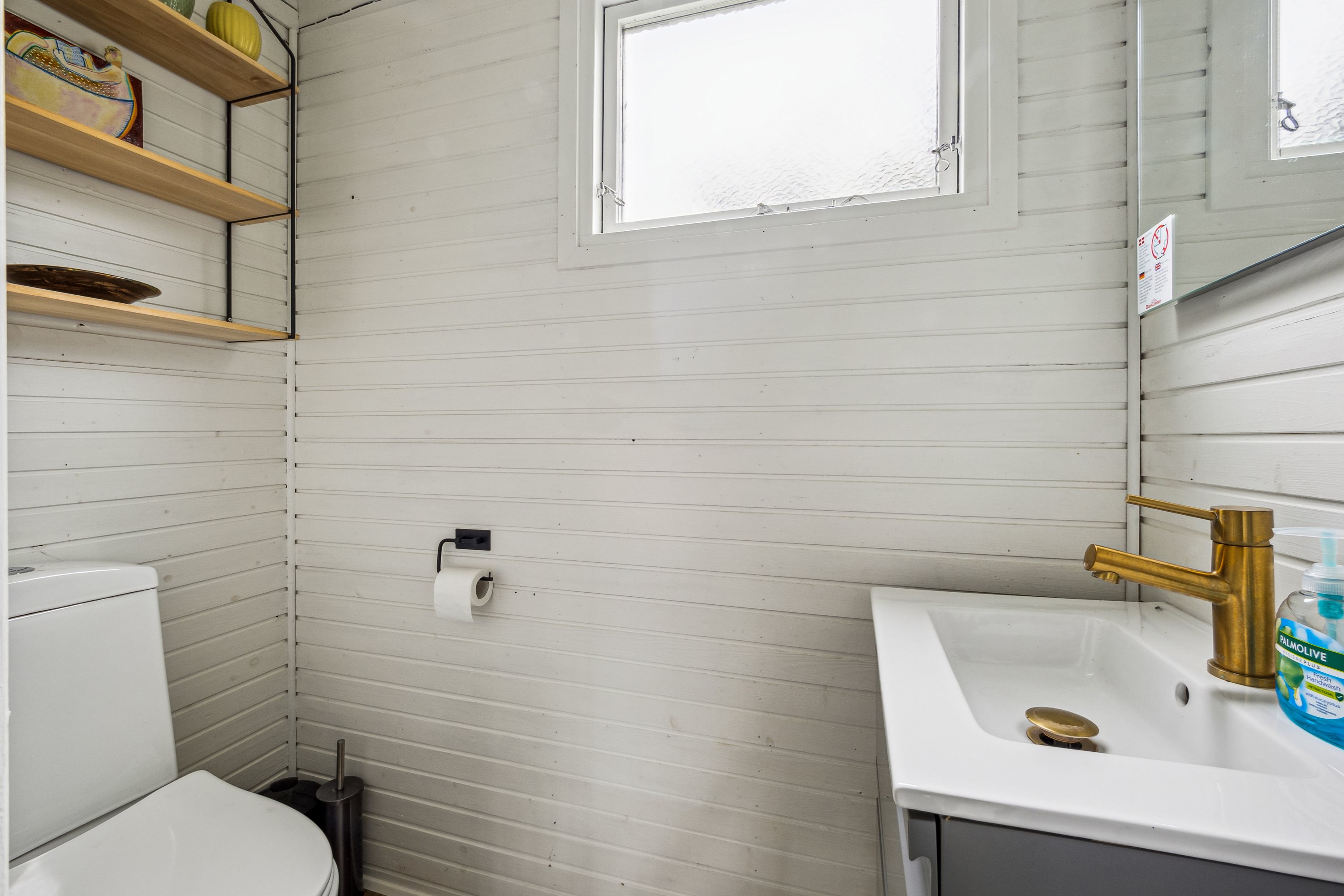 Fremhævet badeværelse billede i fuldskærmstilstand. Billede af Tyttebærvej 14, Vile, 7870 Roslev