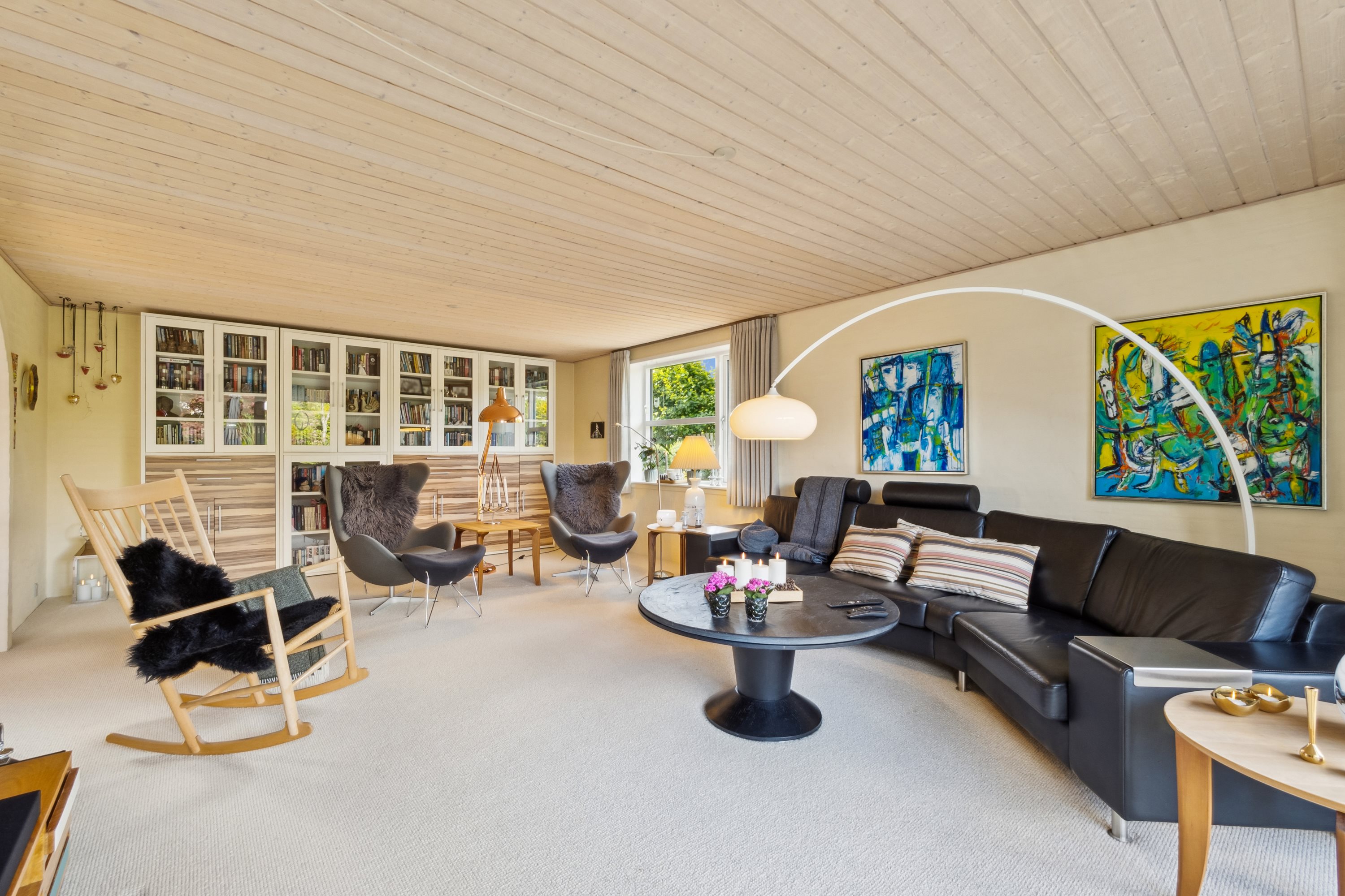 Fremhævet stue billede i fuldskærmstilstand. Billede af Bygvænget 12, 7870 Roslev