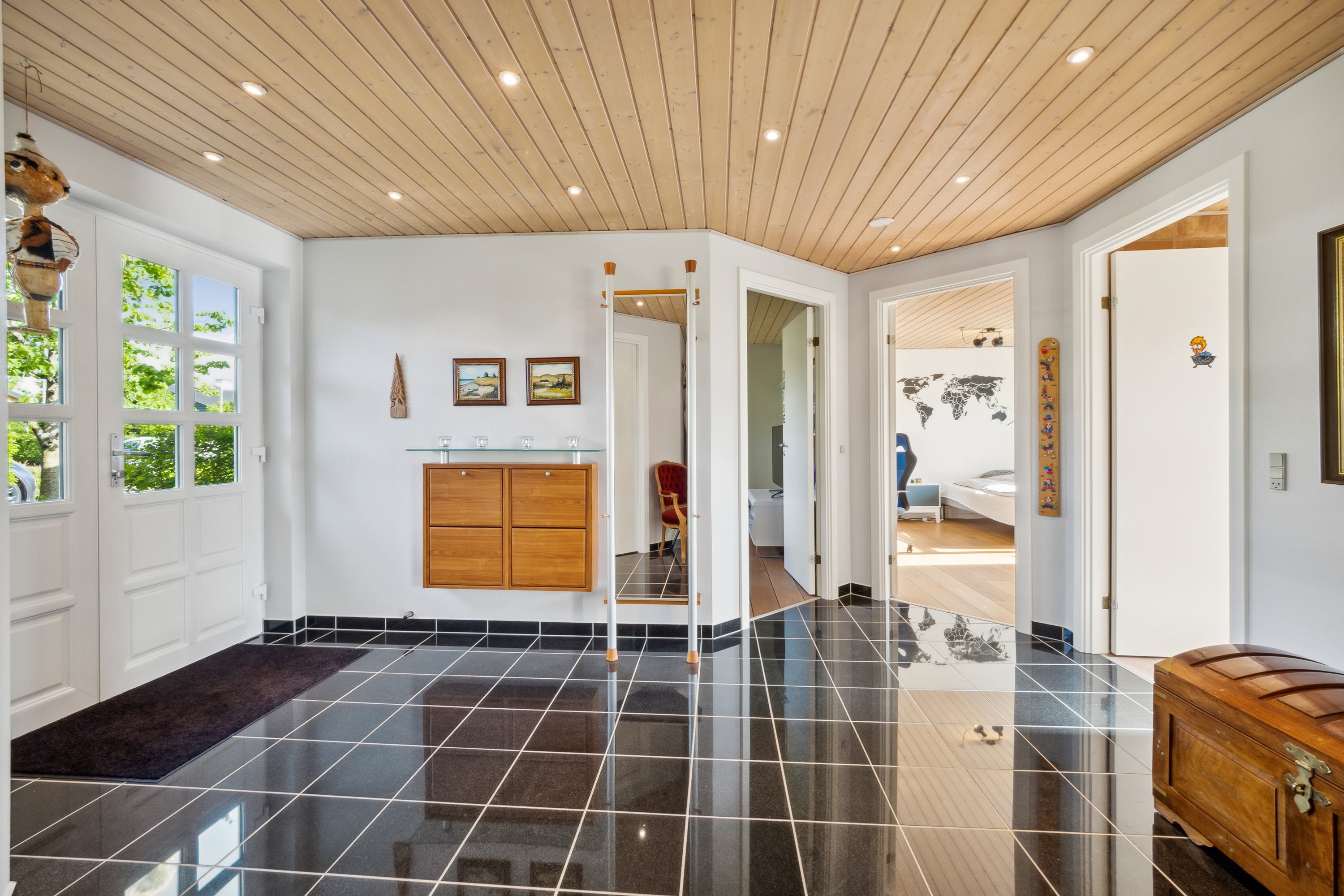 Fremhævet stue billede i fuldskærmstilstand. Billede af Bygvænget 12, 7870 Roslev