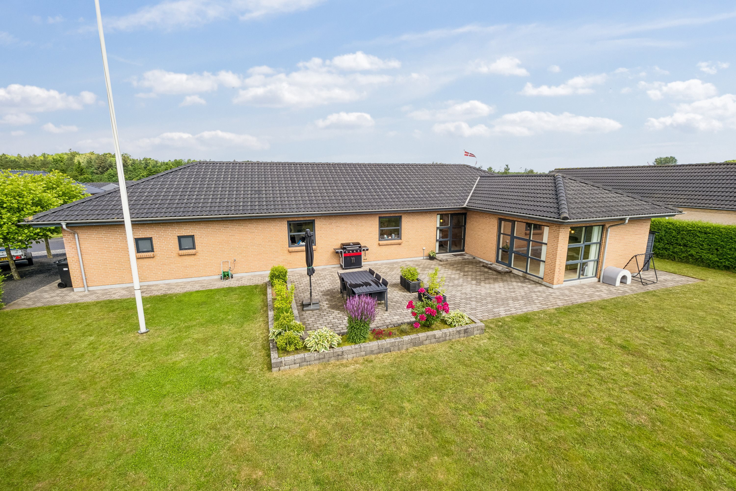 Fremhævet ejendom 1 billede i fuldskærmstilstand. Billede af Katrinevænget 35, 8800 Viborg