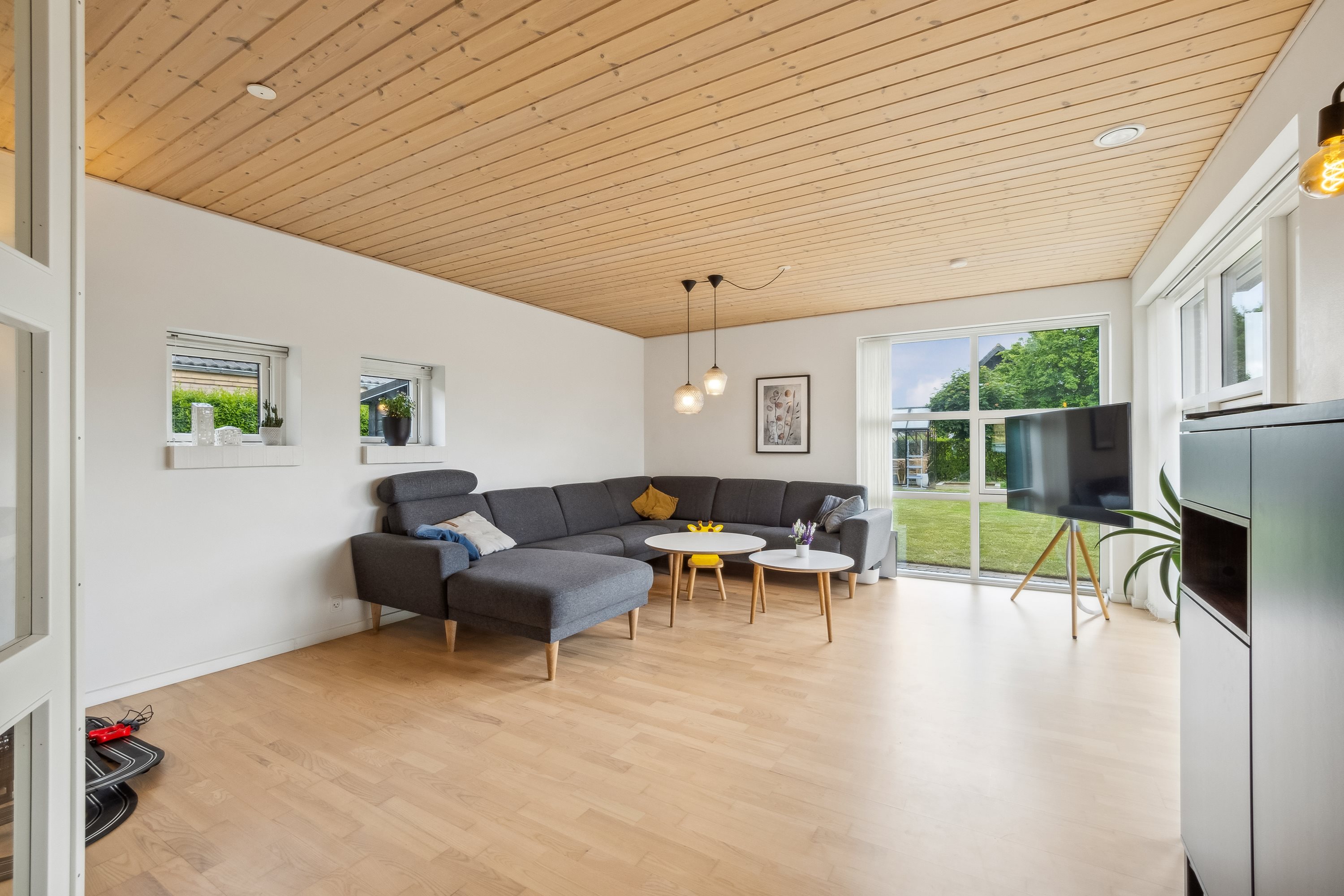 Fremhævet stue billede i fuldskærmstilstand. Billede af Katrinevænget 35, 8800 Viborg