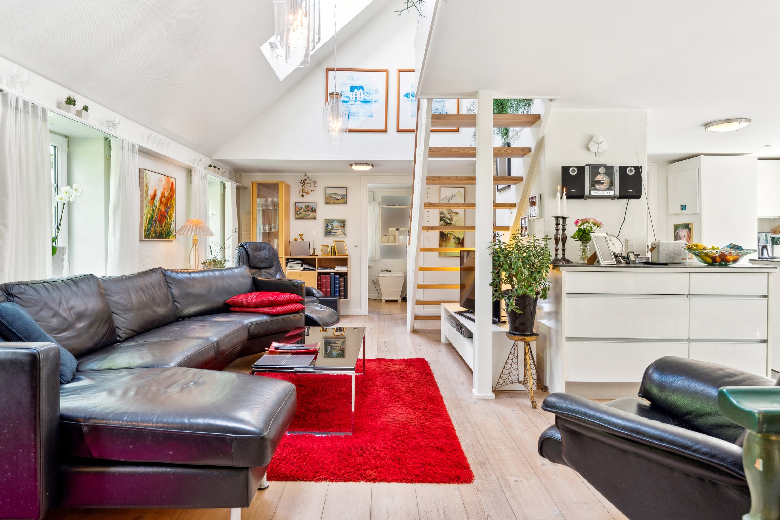 Fremhævet stue billede i fuldskærmstilstand. Billede af Vinkelvej 3, Hvorslev, 8860 Ulstrup