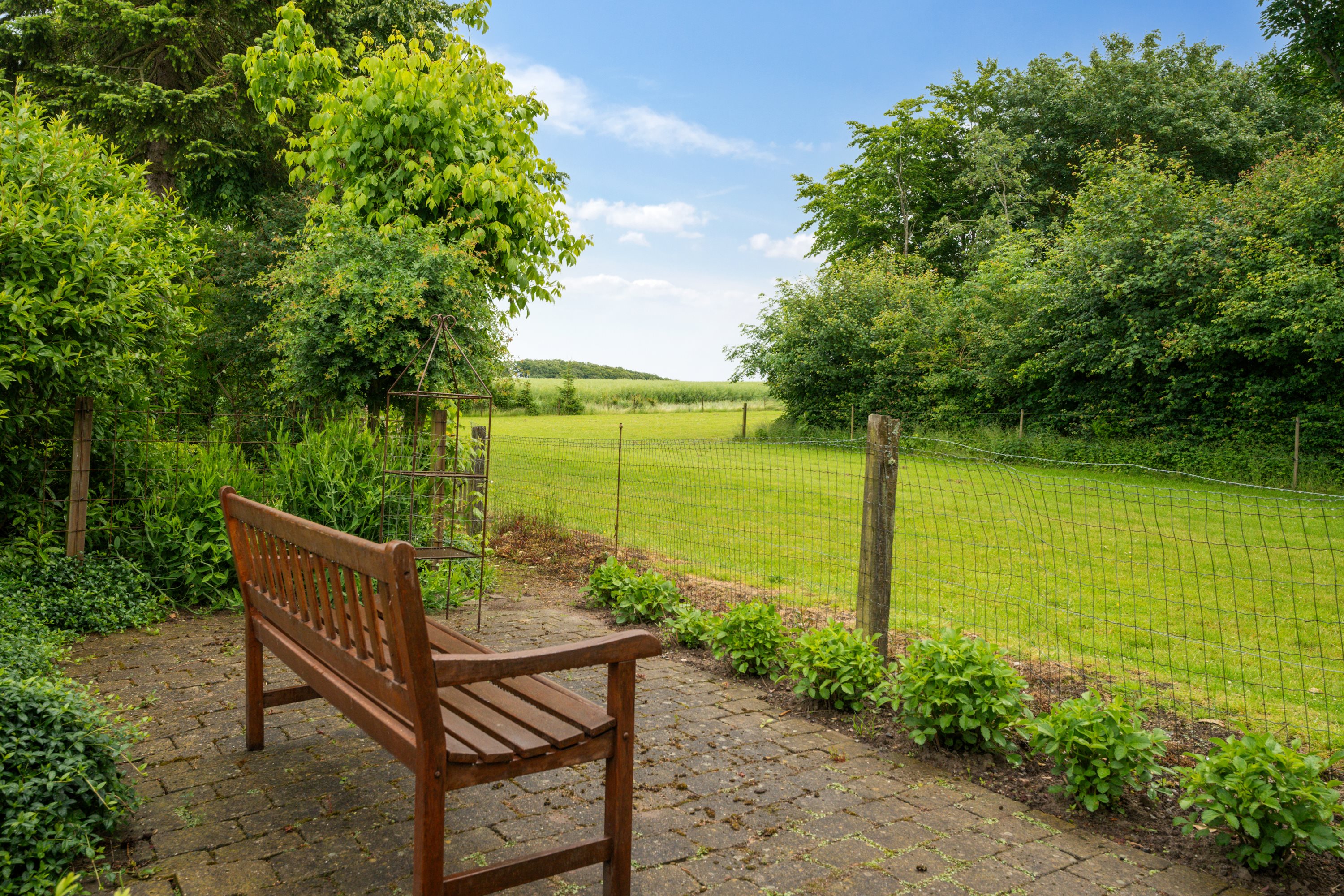 Fremhævet have billede i fuldskærmstilstand. Billede af Vinkelvej 3, Hvorslev, 8860 Ulstrup