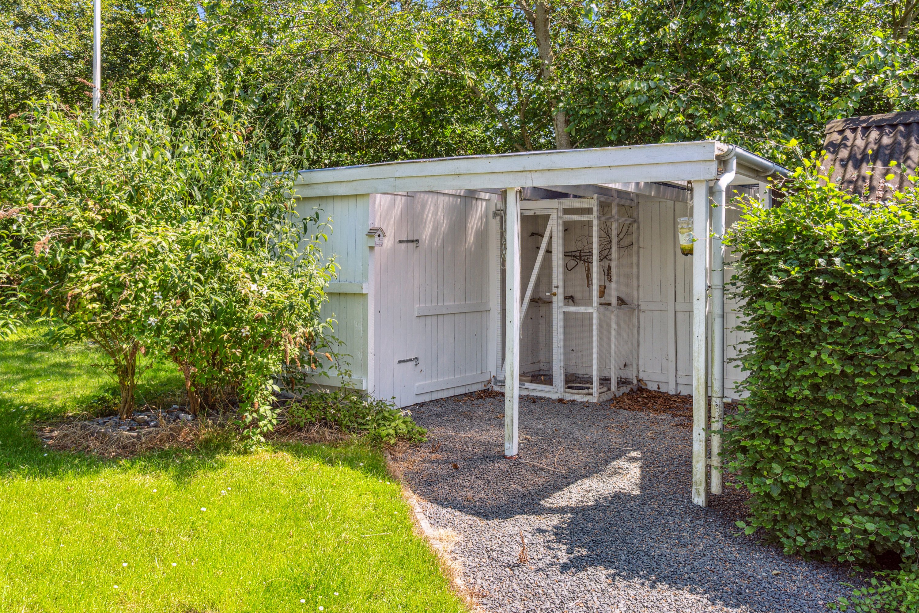 Fremhævet set fra haven billede i fuldskærmstilstand. Billede af Mønvej 91, 4720 Præstø