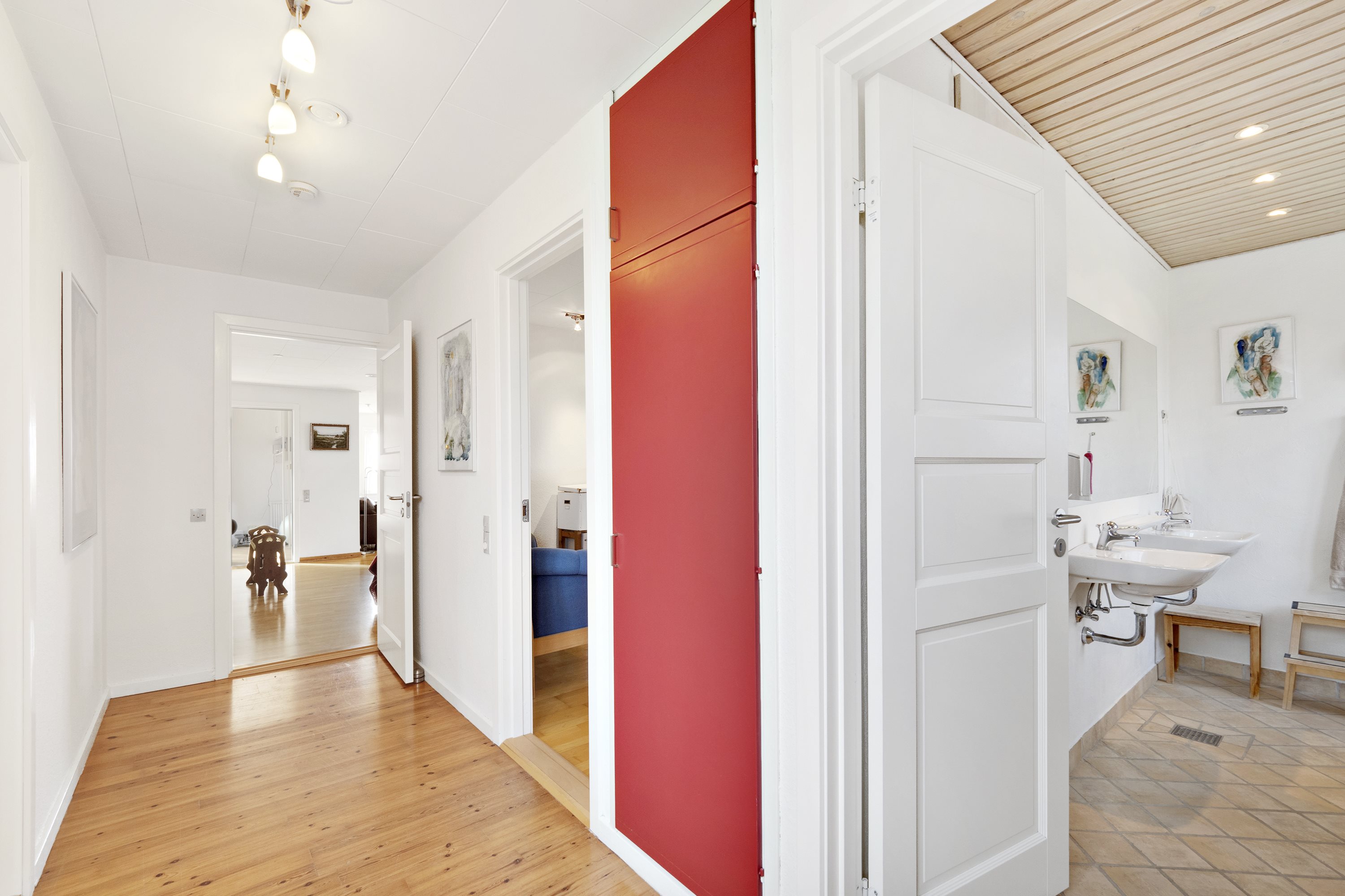 Fremhævet gang billede i fuldskærmstilstand. Billede af Vilevej 10, Vile, 7870 Roslev