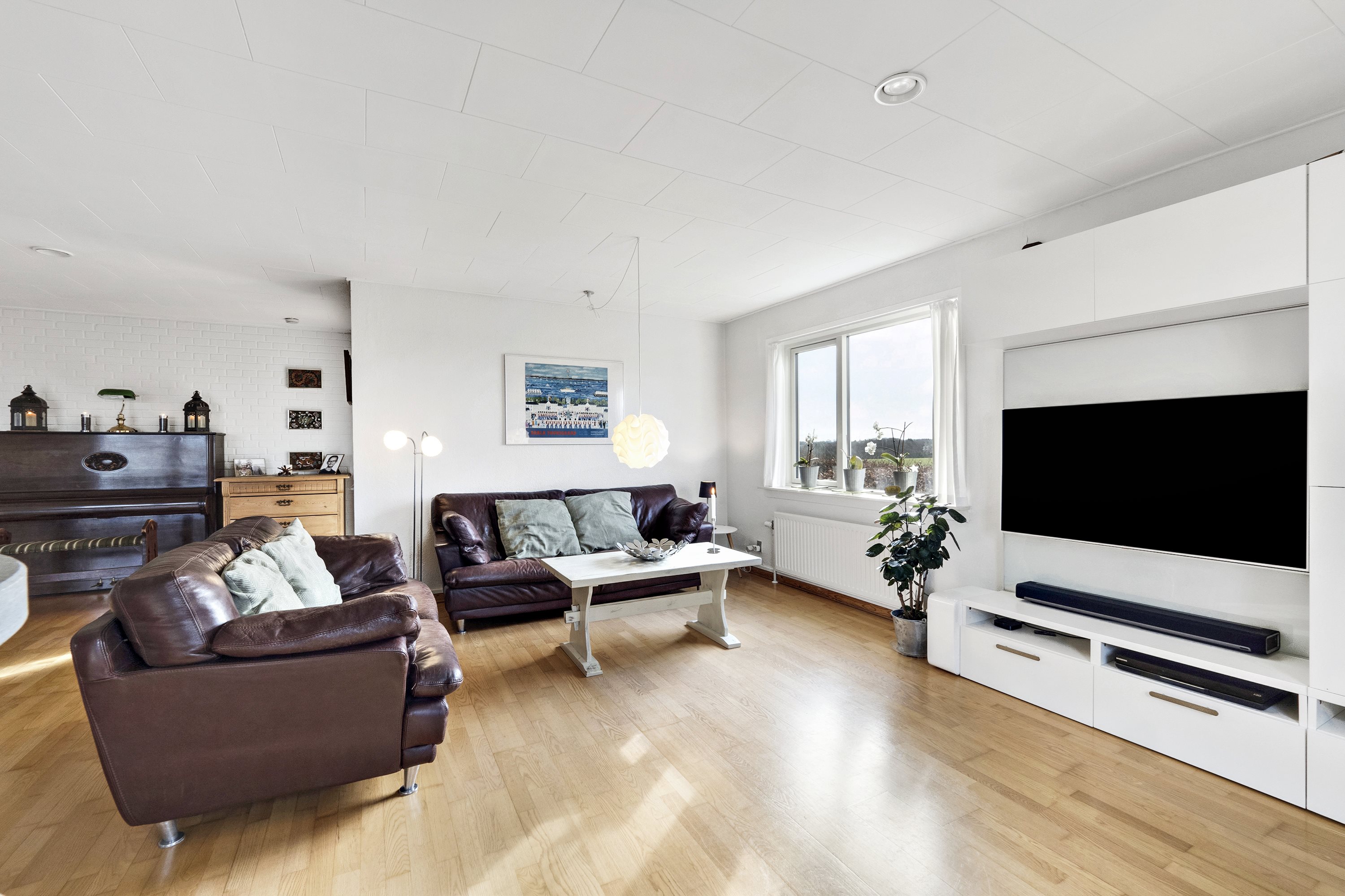 Fremhævet stue billede i fuldskærmstilstand. Billede af Vilevej 10, Vile, 7870 Roslev