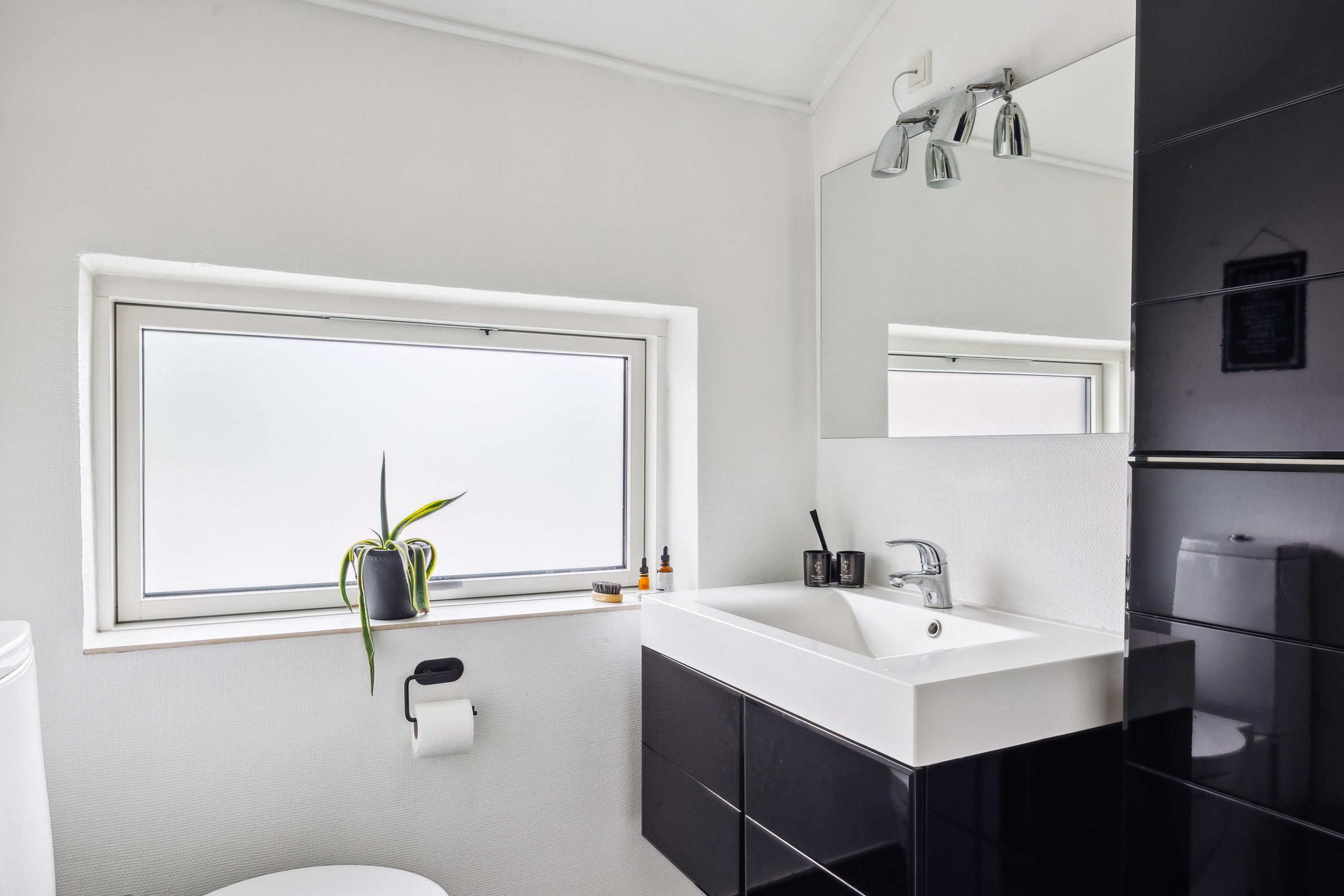 Fremhævet badeværelse billede i fuldskærmstilstand. Billede af Frydensbergvej 10, 5600 Faaborg