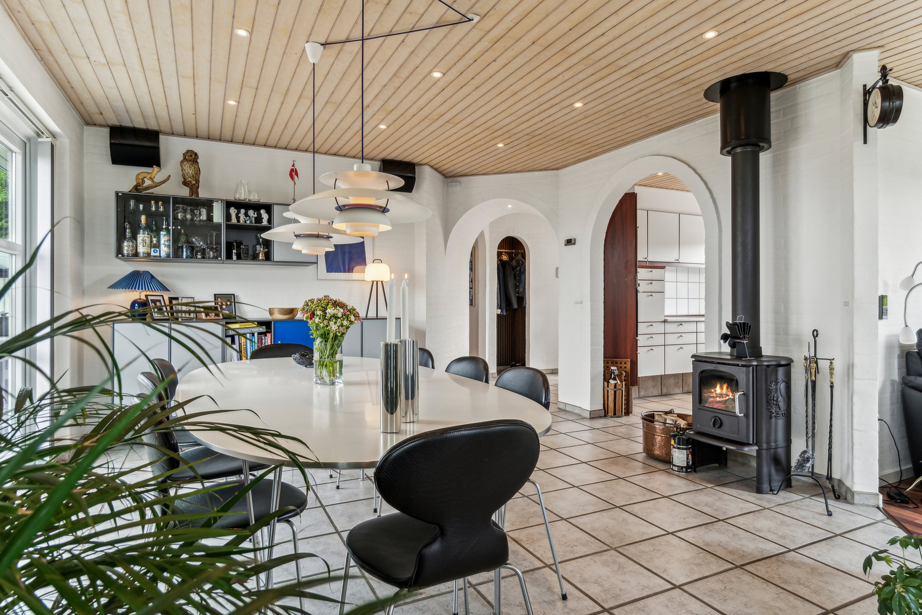 Fremhævet stue billede i fuldskærmstilstand. Billede af Bøgeløkken 5, Thurø, 5700 Svendborg