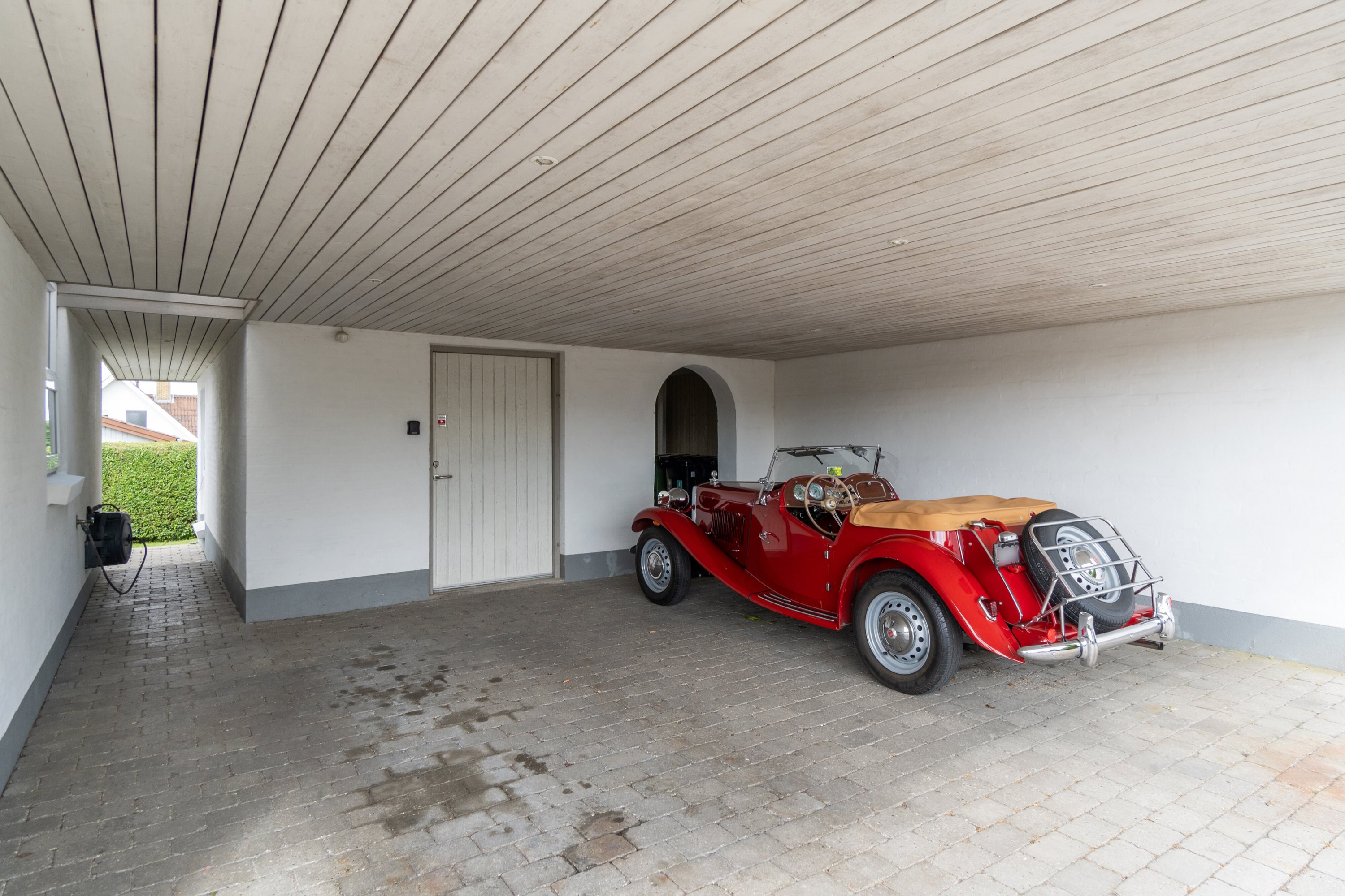 Fremhævet garage billede i fuldskærmstilstand. Billede af Bøgeløkken 5, Thurø, 5700 Svendborg