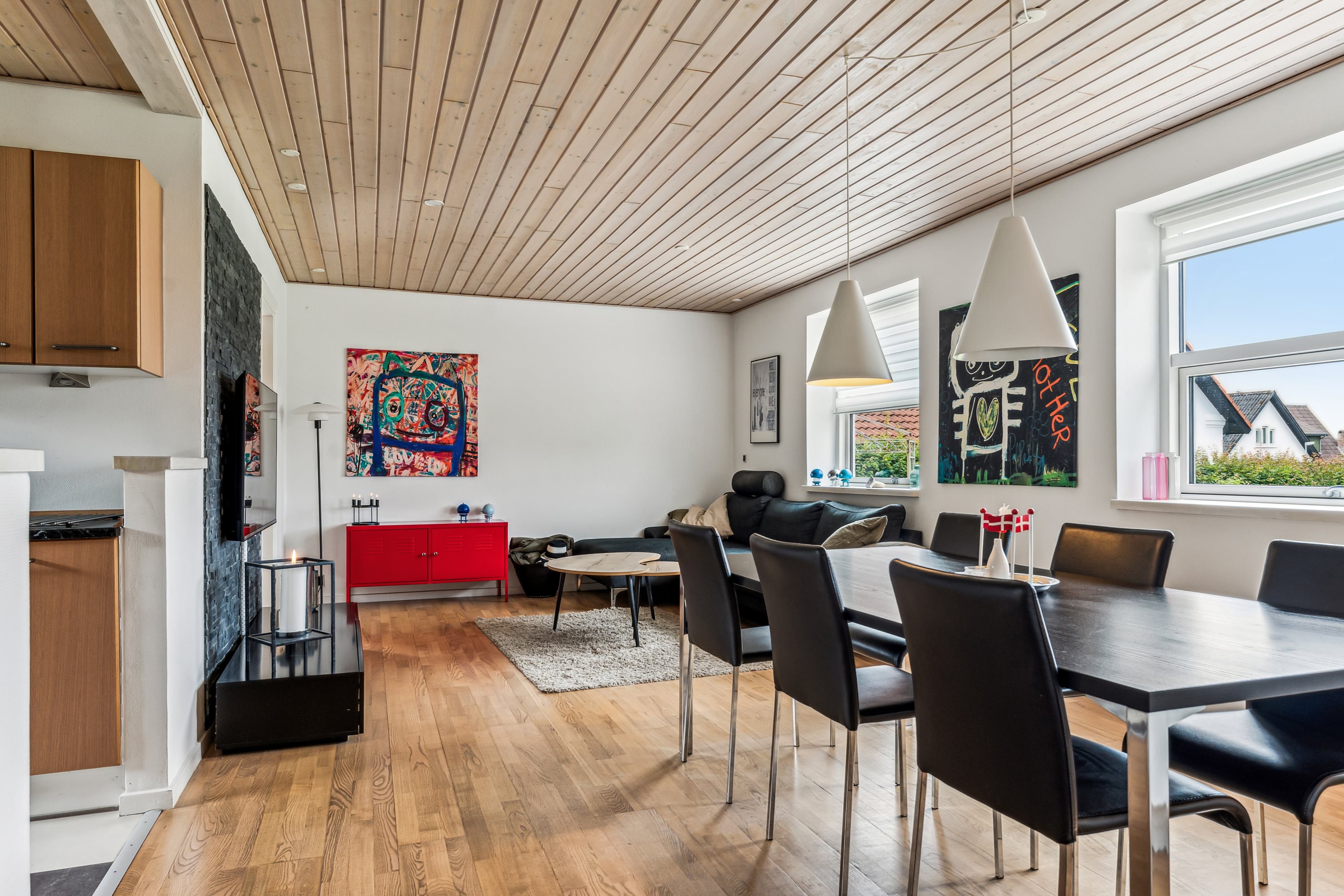 Fremhævet stue billede i fuldskærmstilstand. Billede af Tjærbyvej 15, 8930 Randers NØ