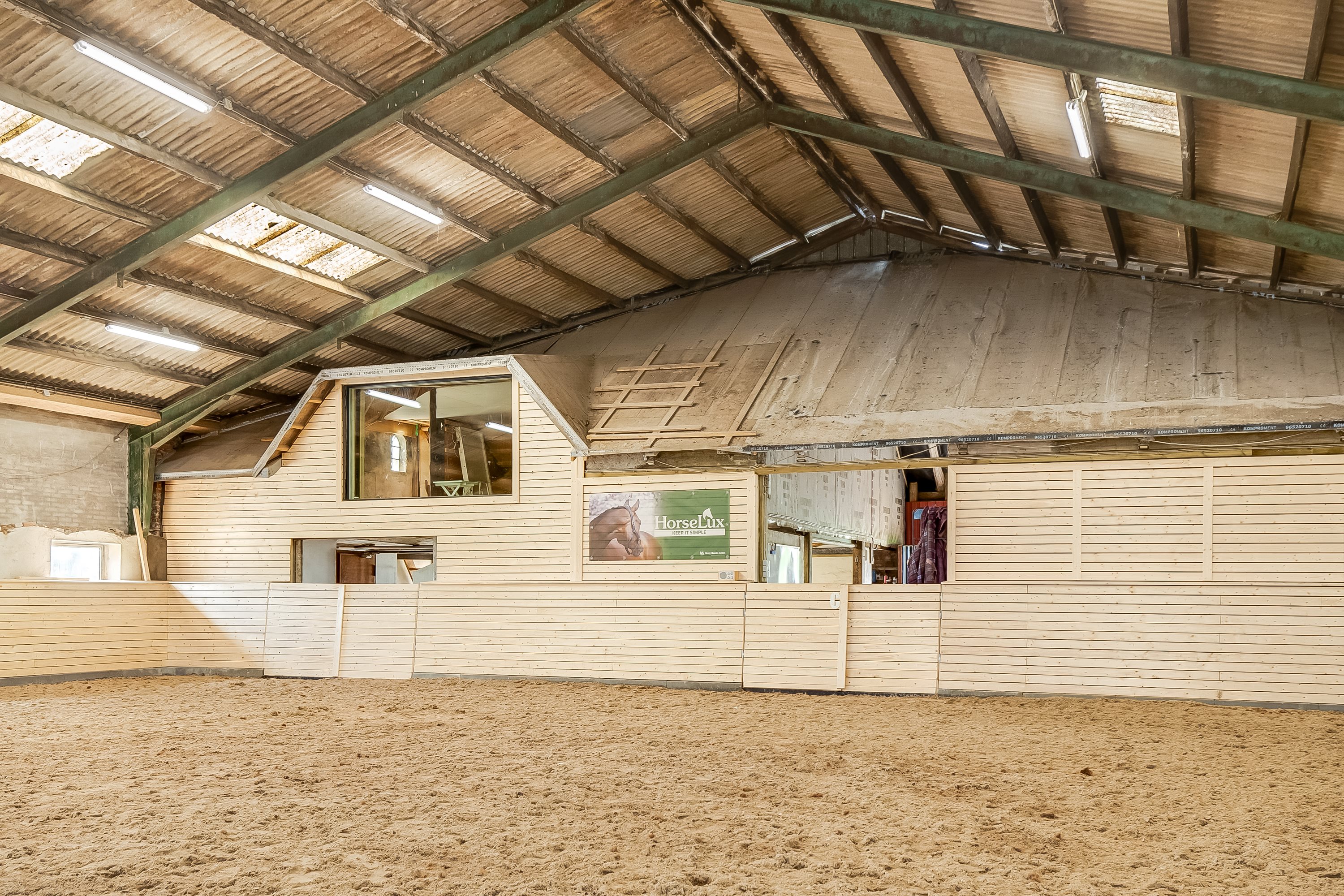 Fremhævet ridebane billede i fuldskærmstilstand. Billede af Lindskovvej 6, L. Velling, 7000 Fredericia