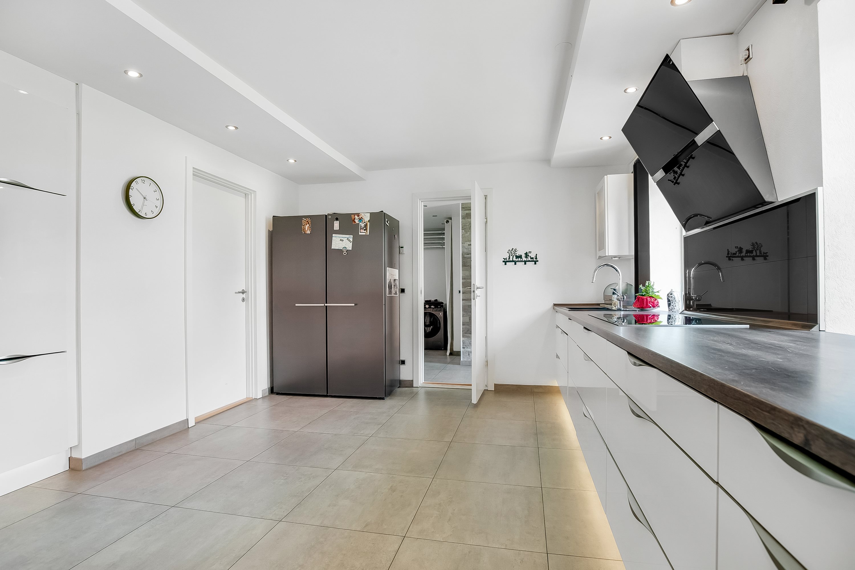 Fremhævet køkken billede i fuldskærmstilstand. Billede af Lindskovvej 6, L. Velling, 7000 Fredericia