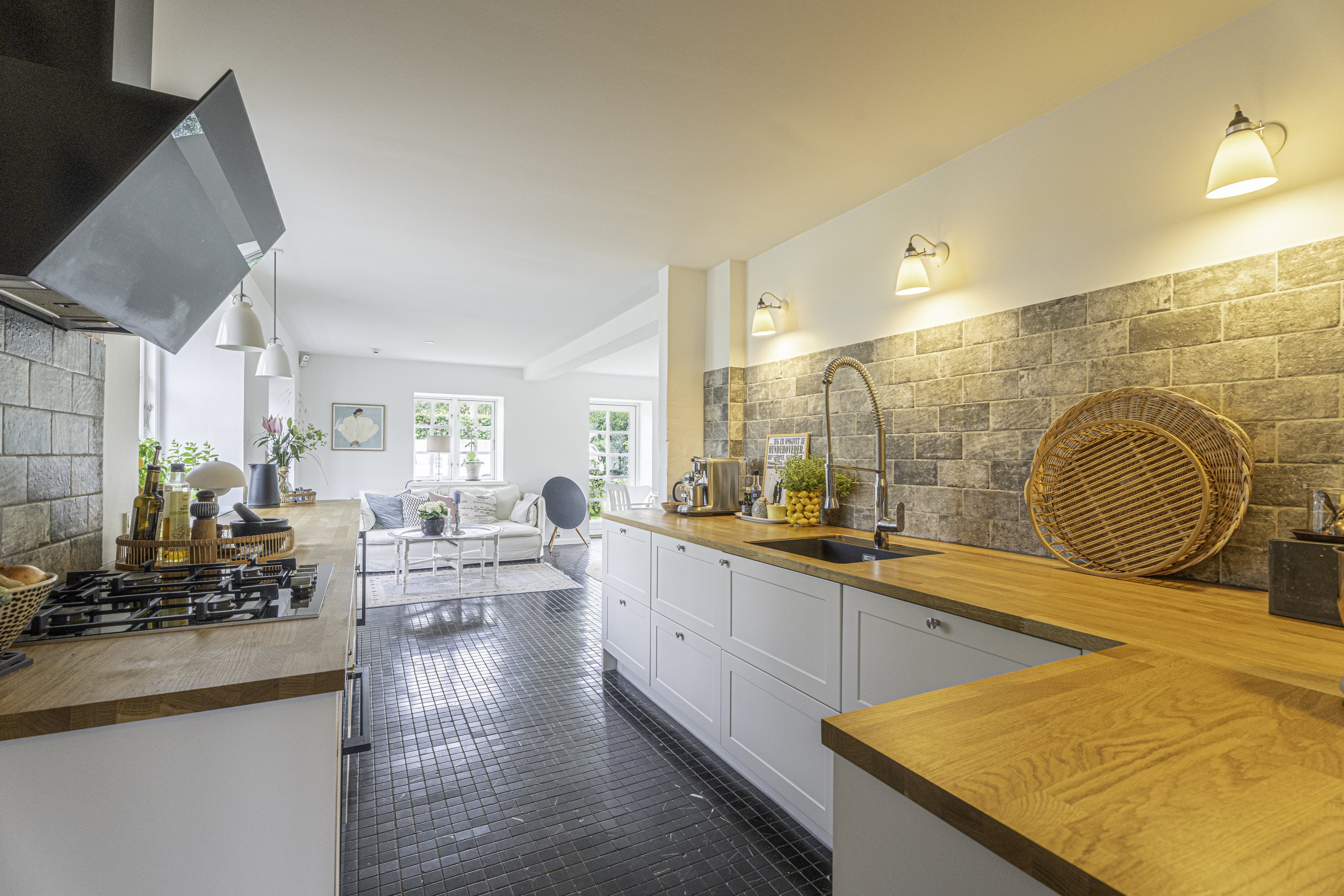 Fremhævet  billede i fuldskærmstilstand. Billede af Kirkebakken 26, Sønderby, 5631 Ebberup